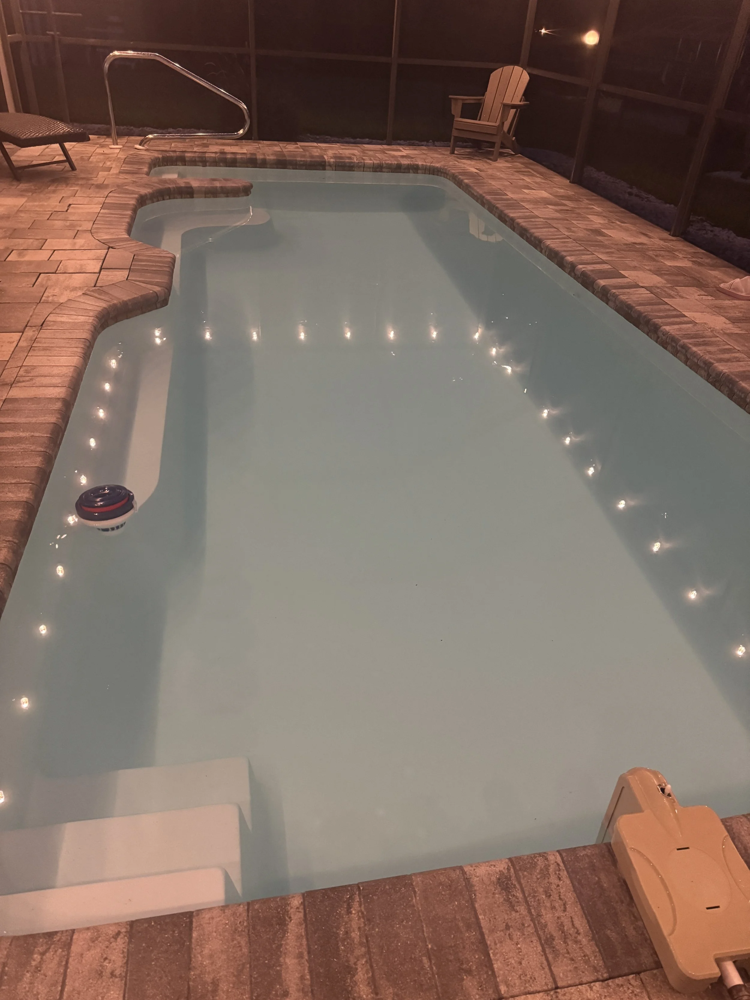 Fiberglass Swimming Pool Resurfacing