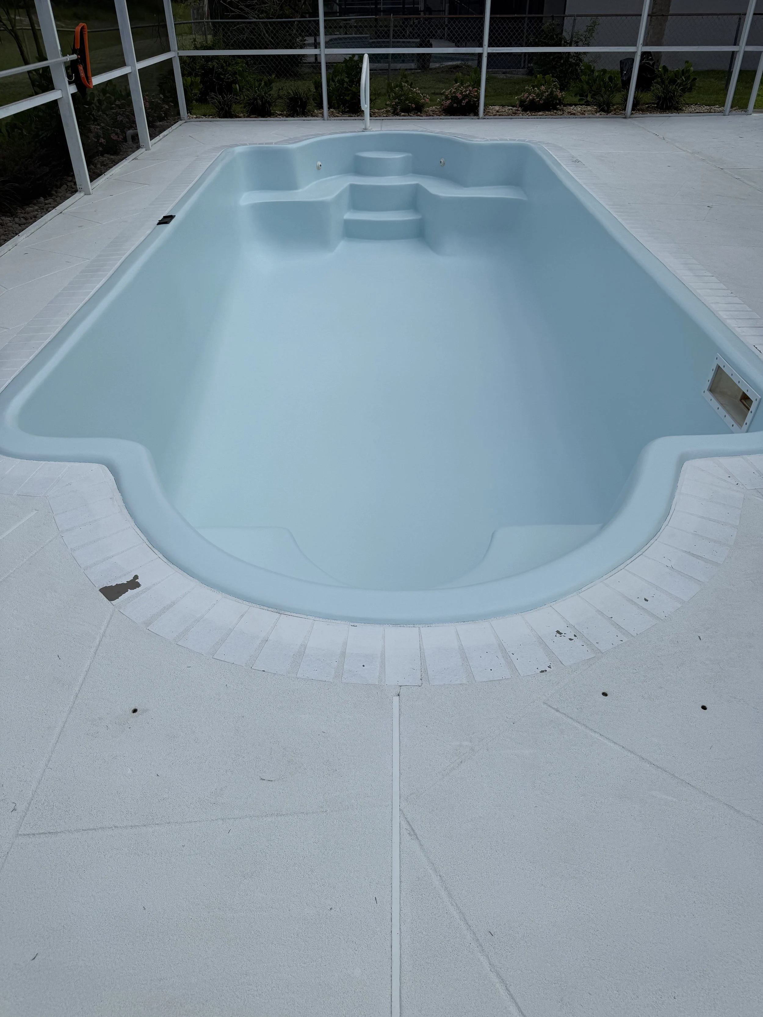 Fiberglass Swimming Pool Resurfacing