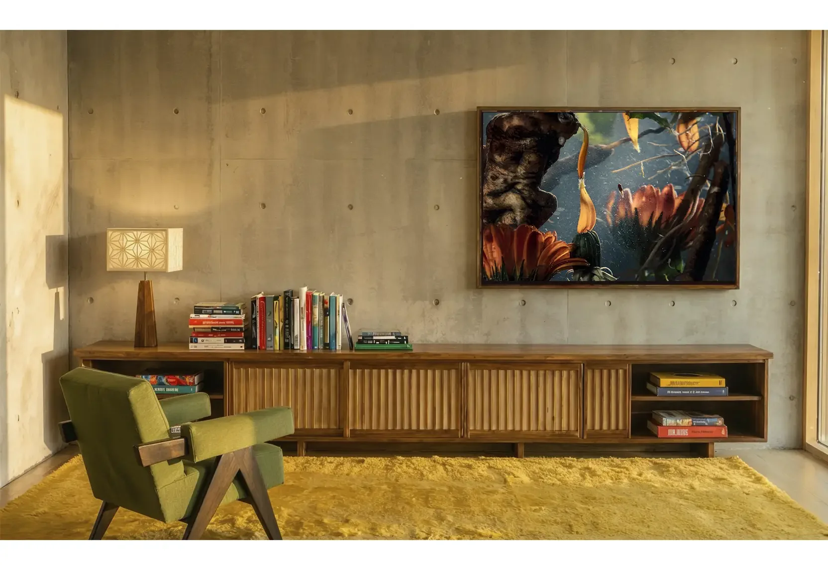 Suspension_GalleryWall02.webp