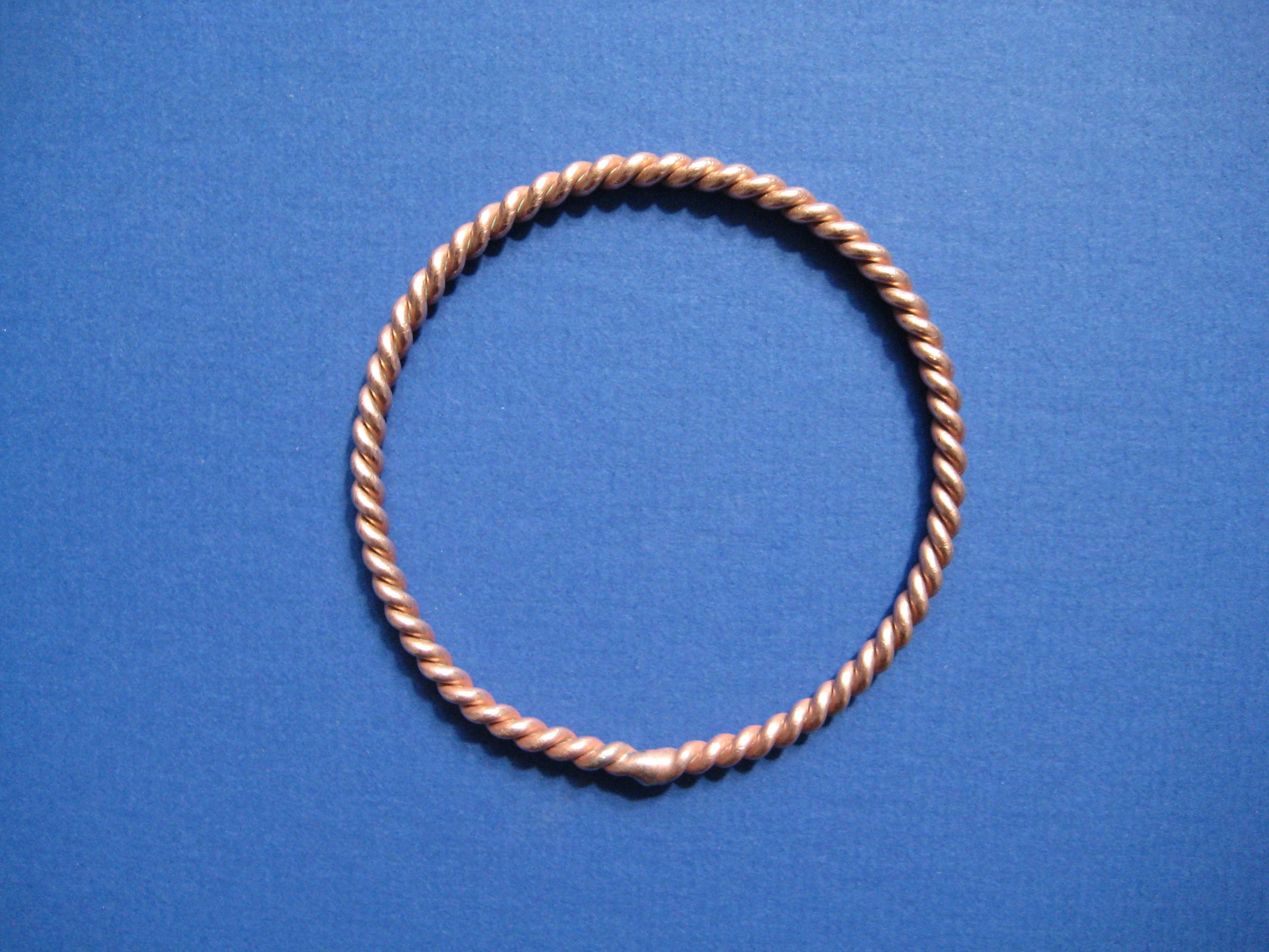 144 MHz | Sacred Royal Egyptian Cubit Tensor Ring (Single Ring, 1/2 Size)