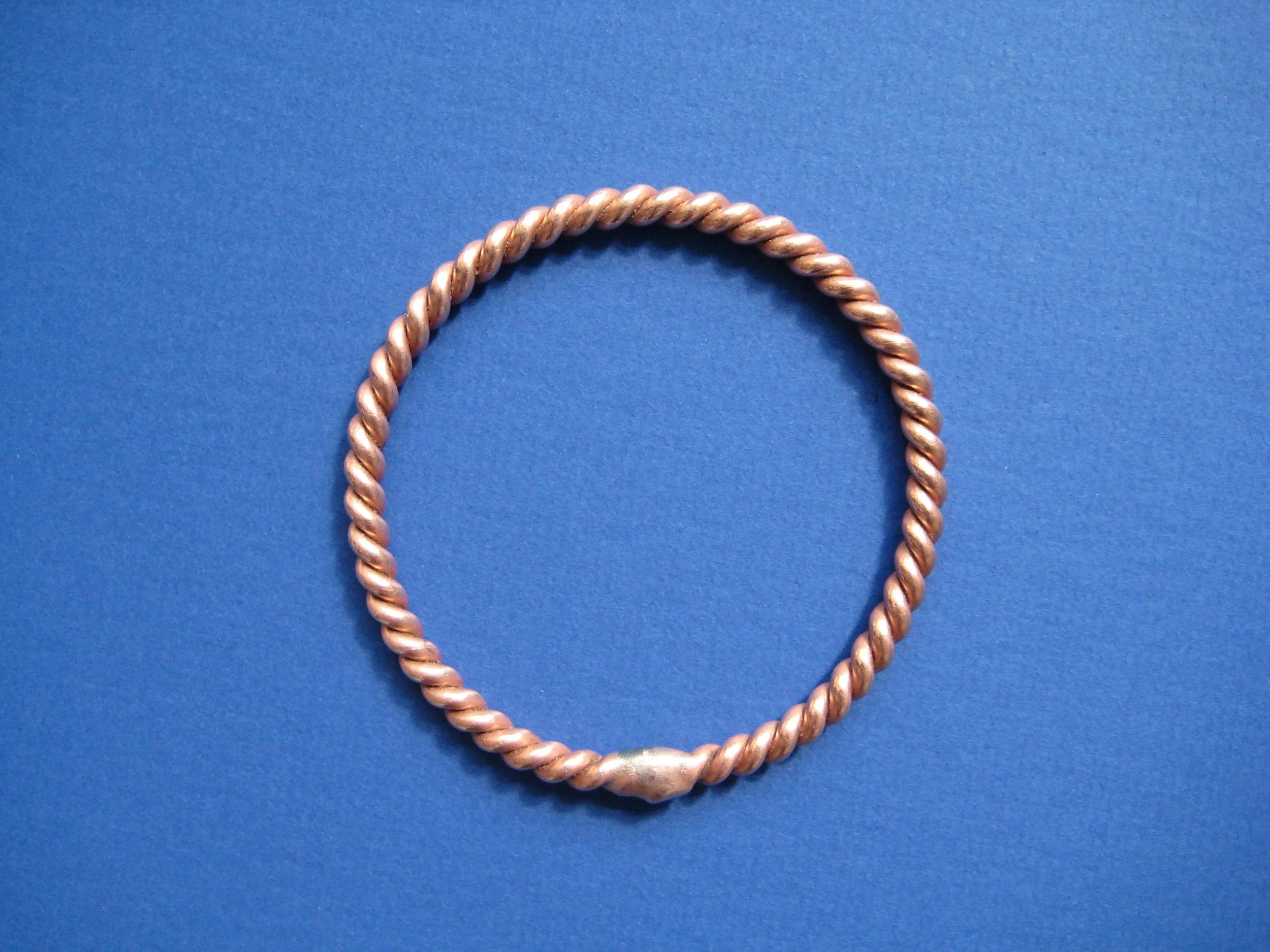 144 MHz | 1/2 Sacred Royal Egyptian Cubit Tensor Ring | Single Twist 8 Ga. Bracelet (Size L/XL)