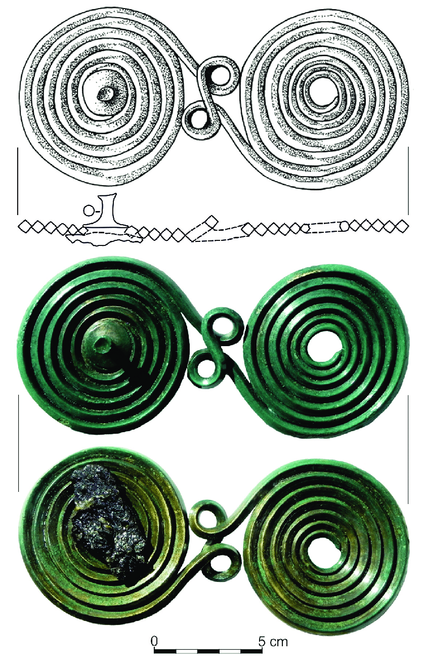 The-binocular-brooch-drawing-B-Pilarski-photo-by-U-Bak.png