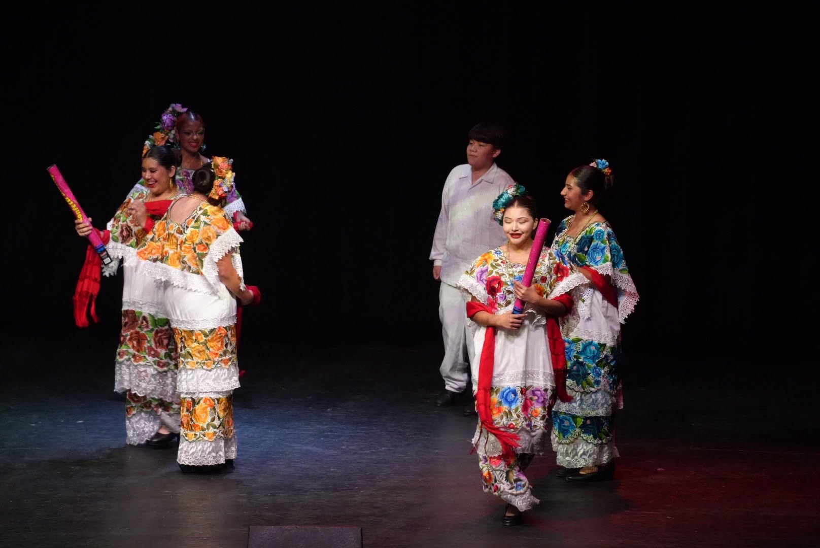 BALLET FOLKLORICO RUBY