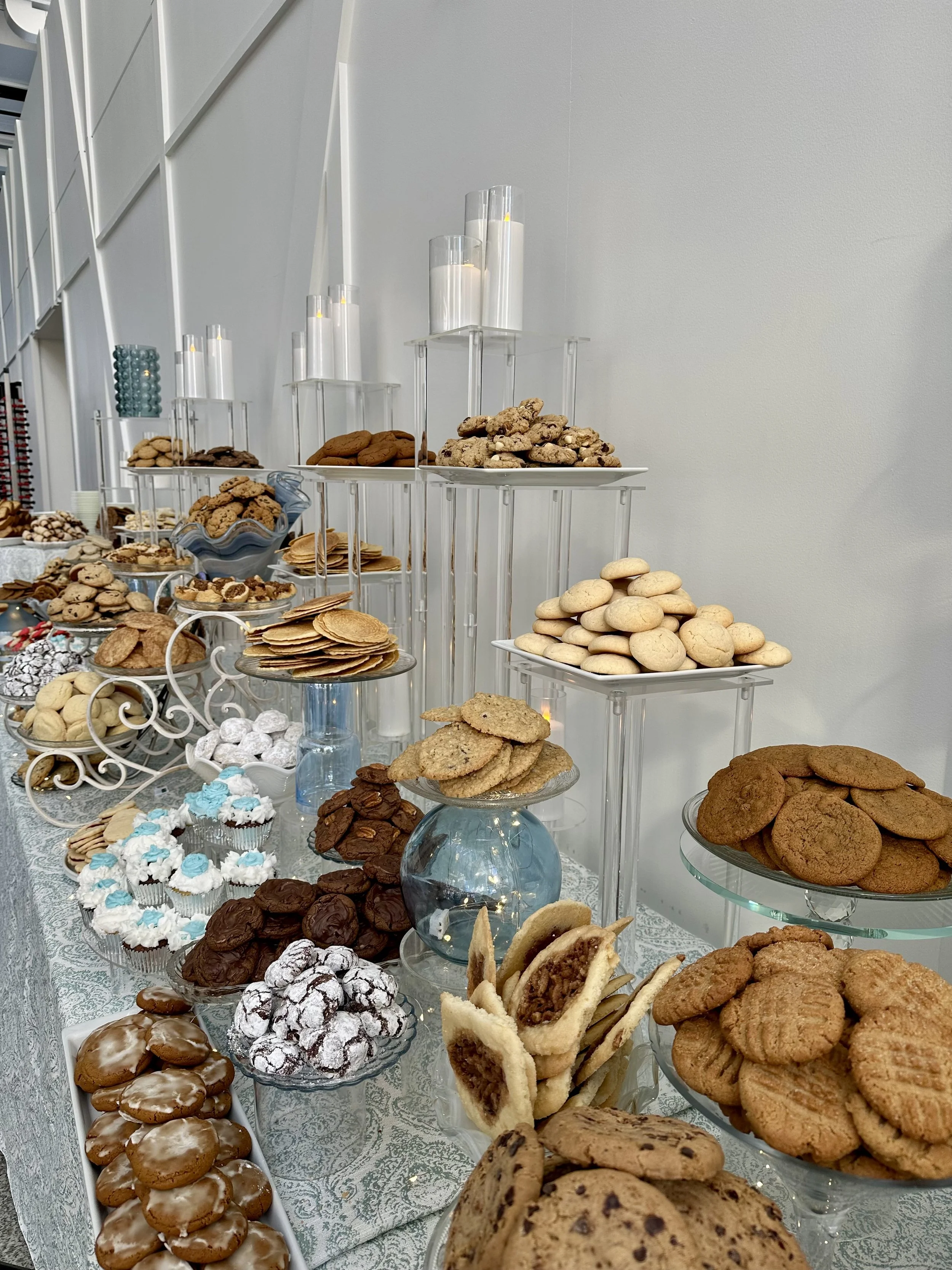 Modern Acrylic (click for more)