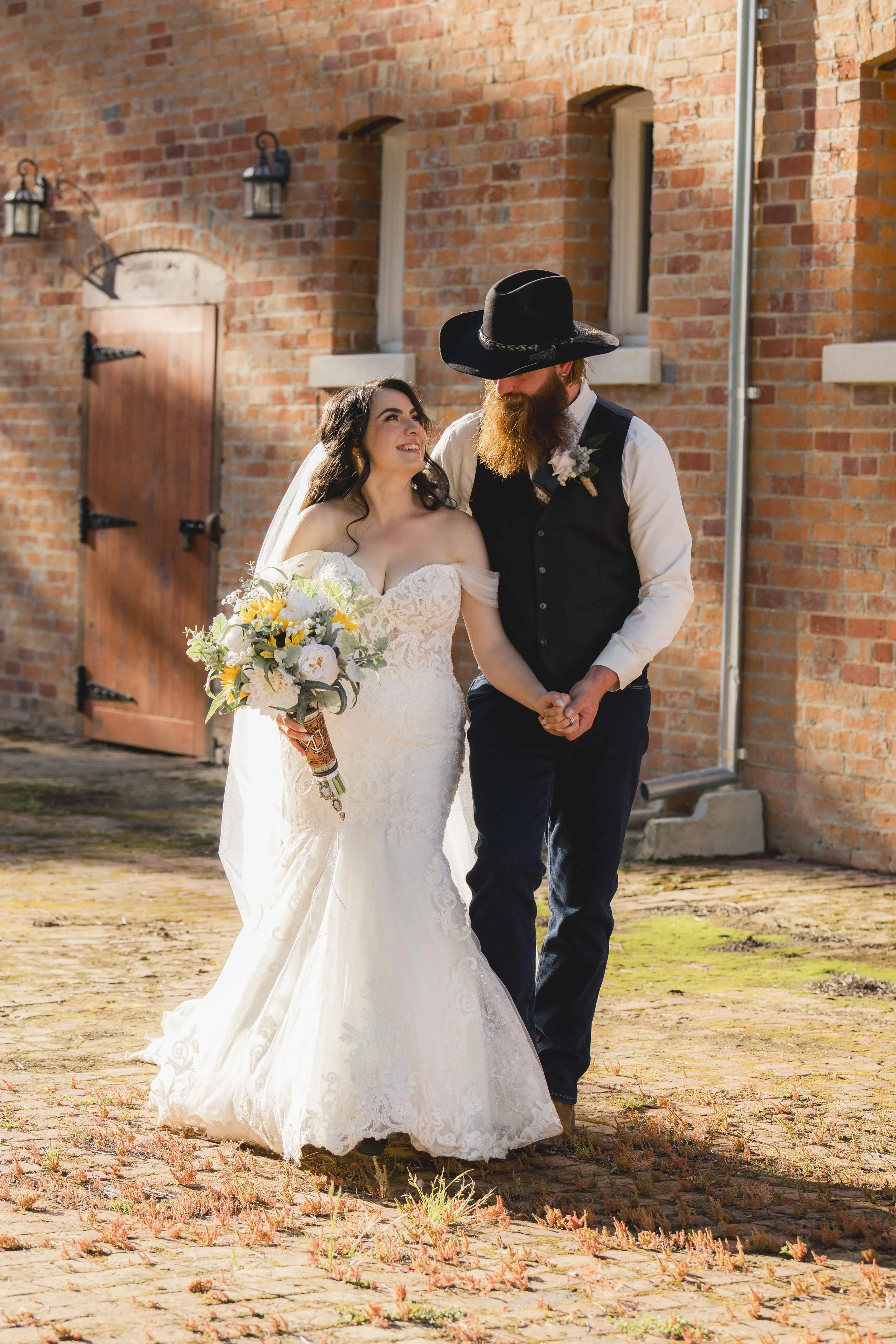 Janet-Lachie-Moama-Wedding-Chloe-Jones-Photography47.jpg
