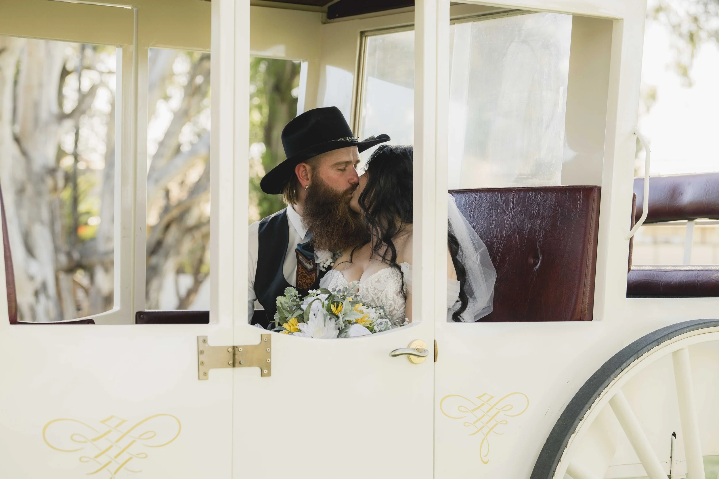 Janet-Lachie-Moama-Wedding-Chloe-Jones-Photography44.jpg