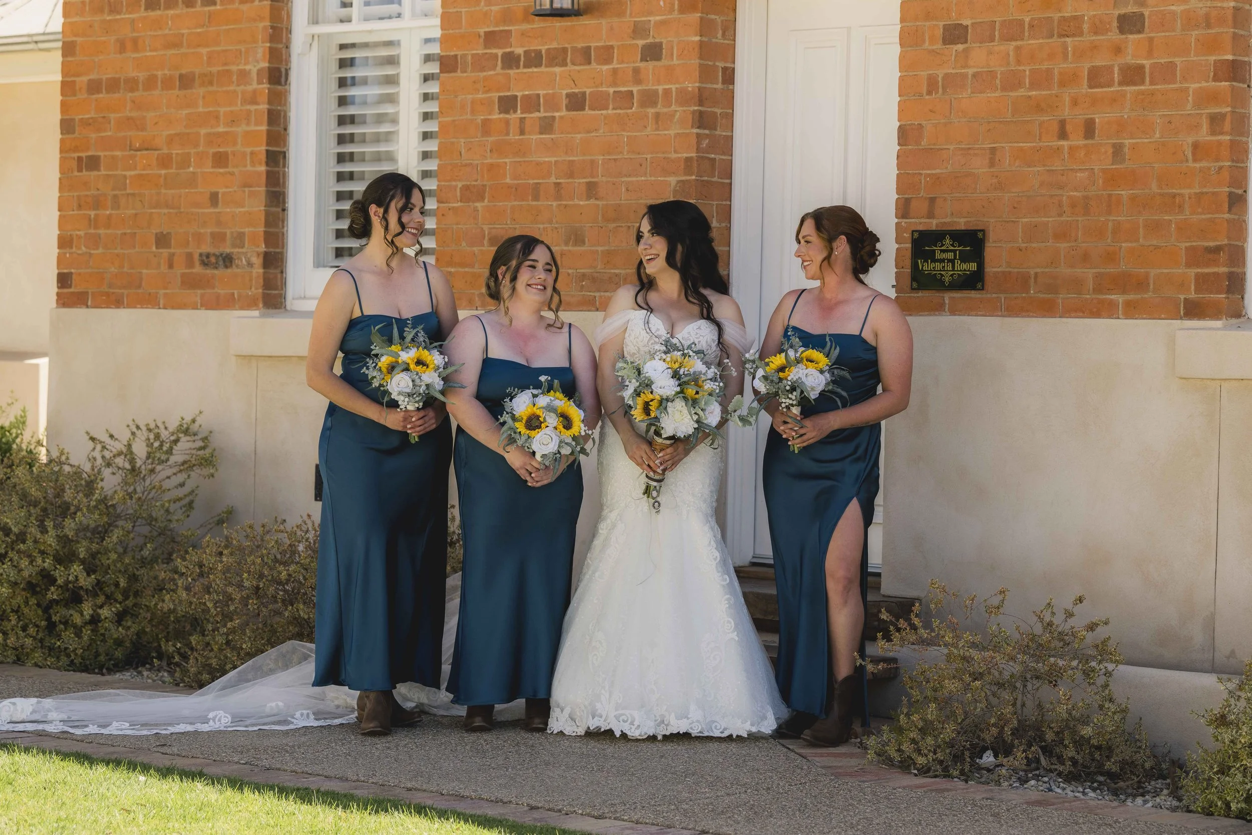 Janet-Lachie-Moama-Wedding-Chloe-Jones-Photography31.jpg