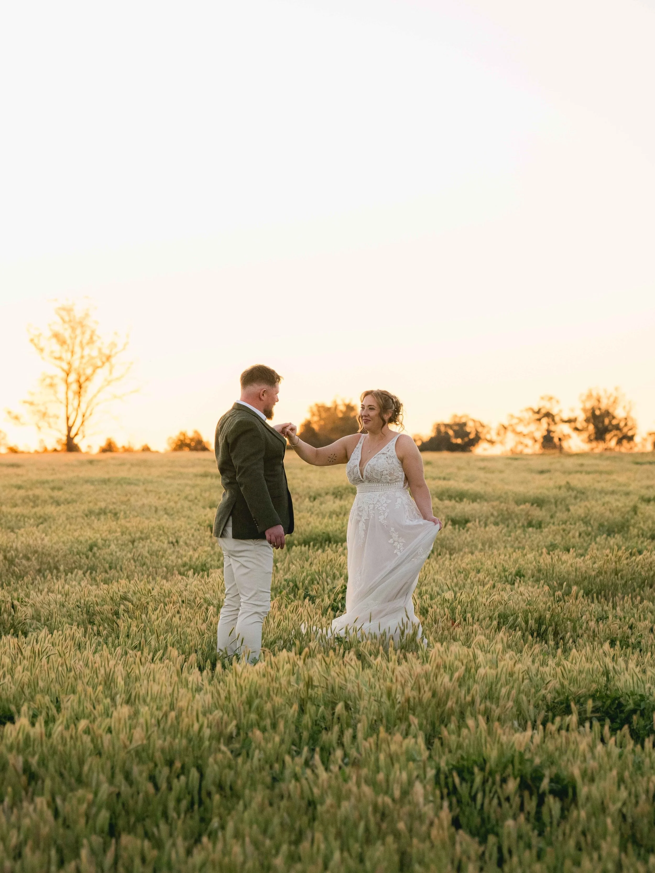 Yesterday was one of those wedding days that had it all! Perfect weather, amazing bridal party and one epic venue. 

Congratulations Mr and Mrs Armit ❤️

Venue: @millwoodlane 
Celebrant &amp; MC: @chriswhitecelebrant 
Hair: @thevanity_hair 
Makeup: @