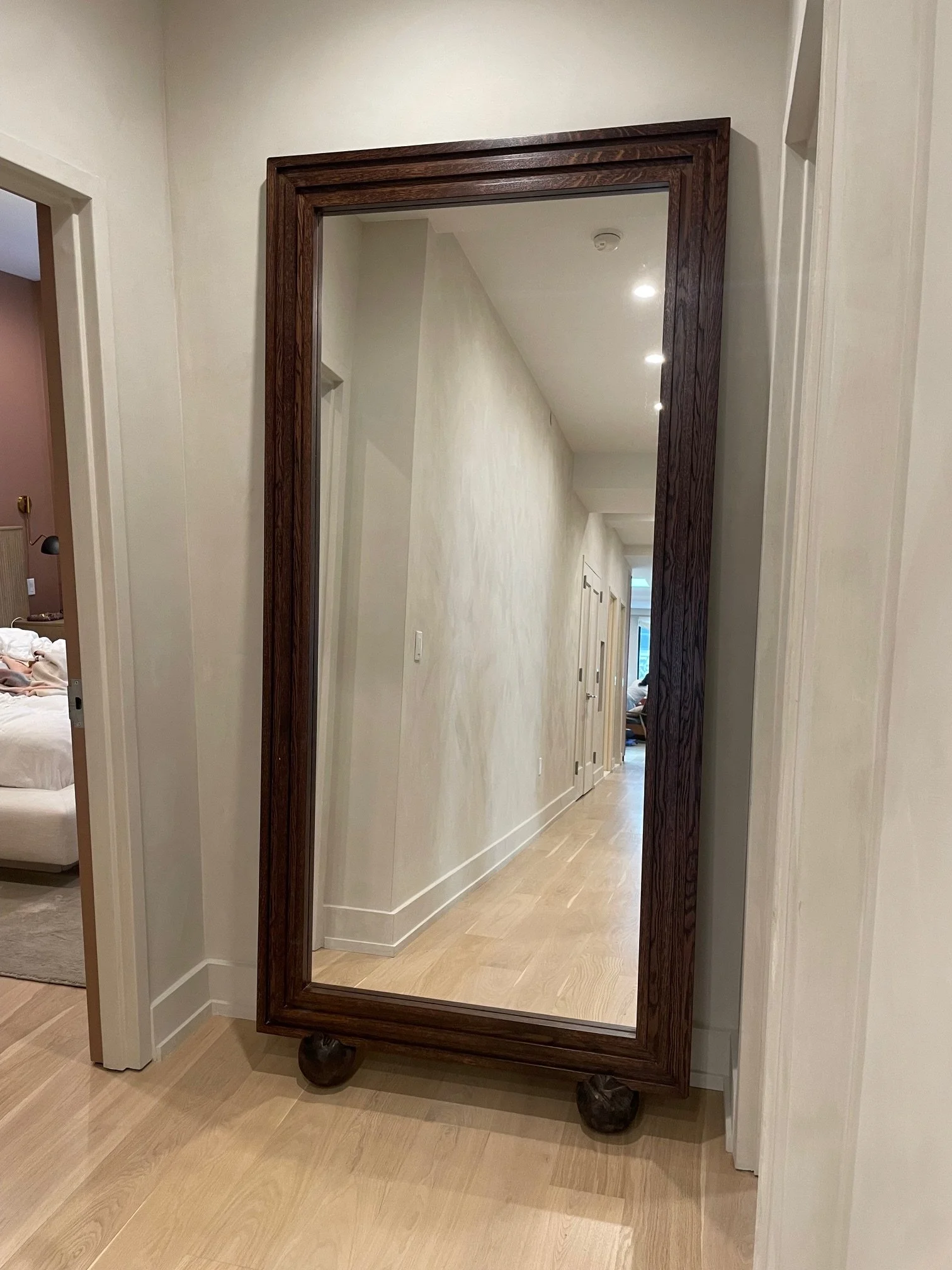 Freestanding Mirror (3).jpeg