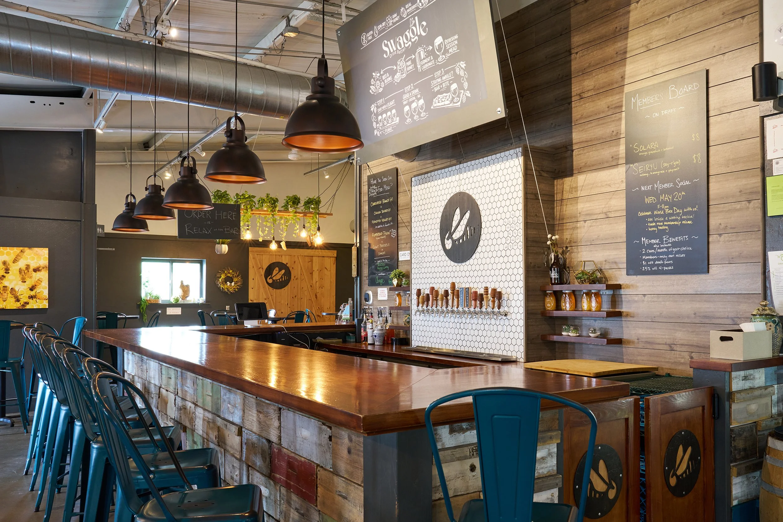 05_26_HiveTaproom_RealEstate_5.jpg