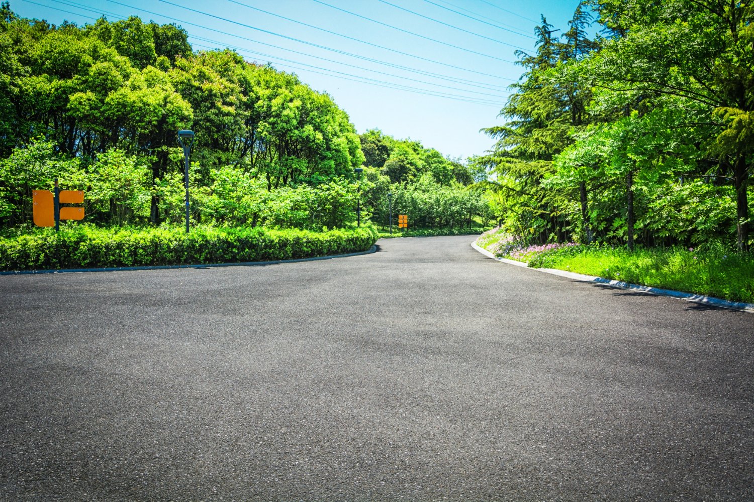 Why Vancouver Homeowners Prefer Rubber Driveway Resurfacing