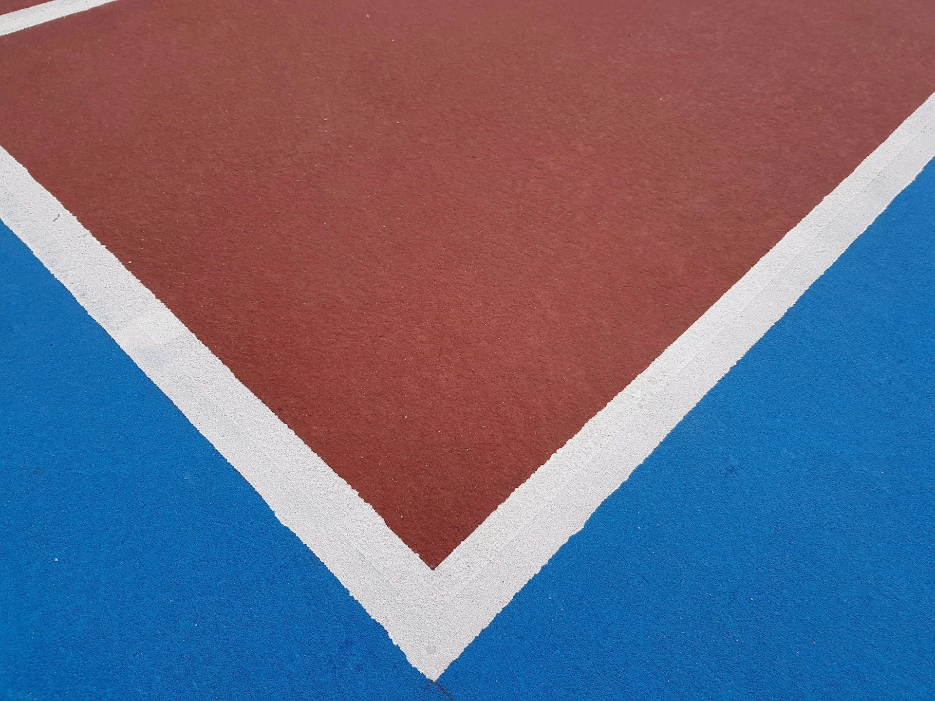 Rubber Surfacing for Vancouver Commercial Properties: Compliance and Upkeep