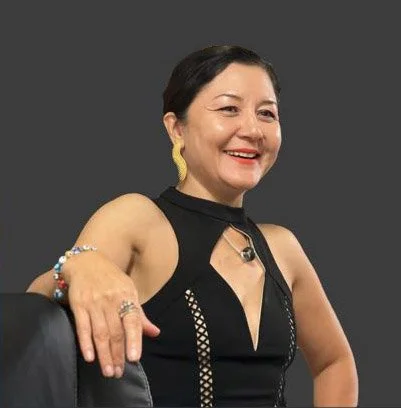 Photo of Aziza Azizova.