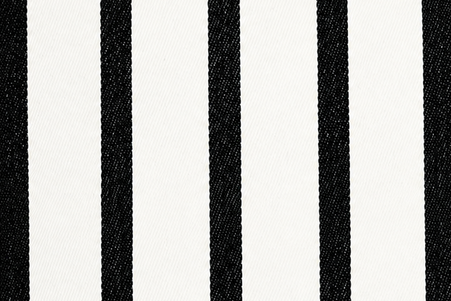 NasauBlack_3_3x2.png