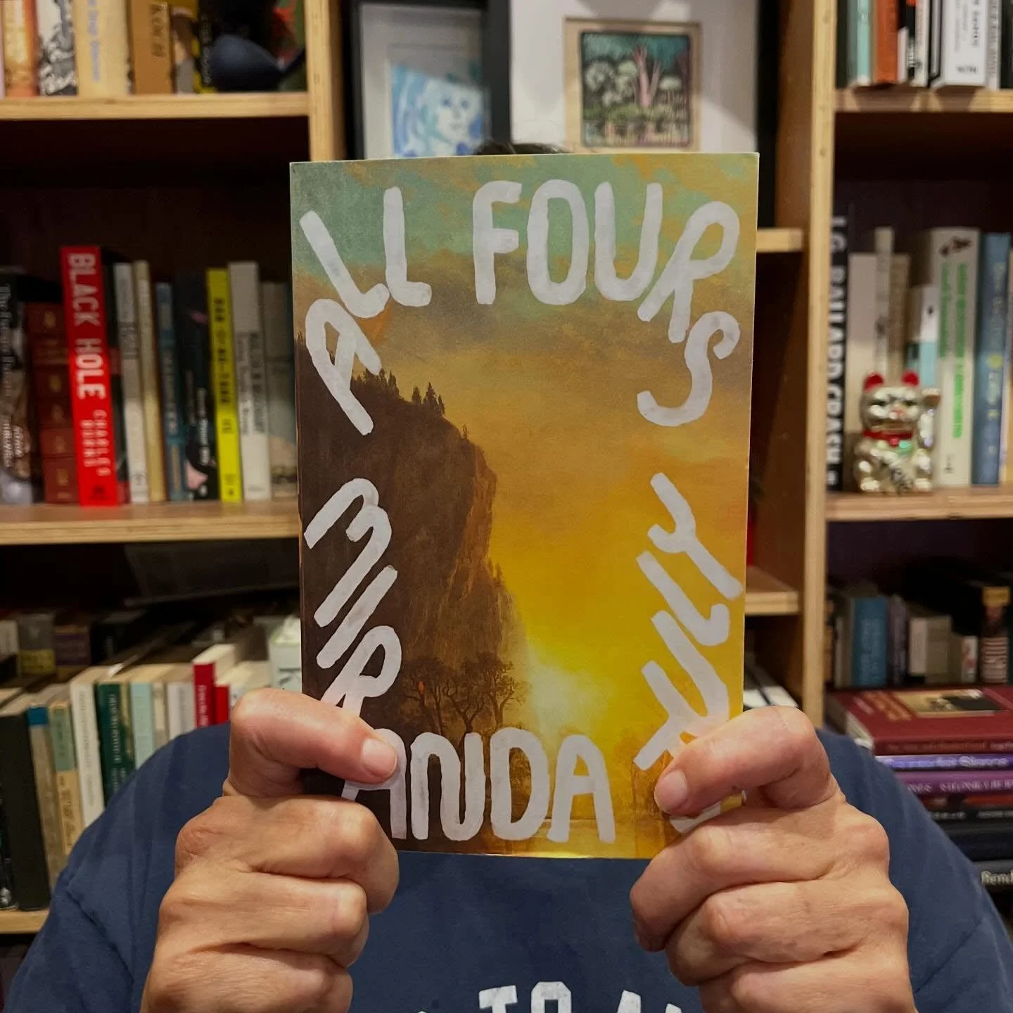 🪢 What We&rsquo;re Reading 🪢

Emily has swallowed Miranda July&rsquo;s &ldquo;All Fours&rdquo;

&ldquo;Sometimes hilarious, sometimes cringy, a fantastic story of one woman&rsquo;s strange holiday. A story of sex, hormones, aging and female bodies 