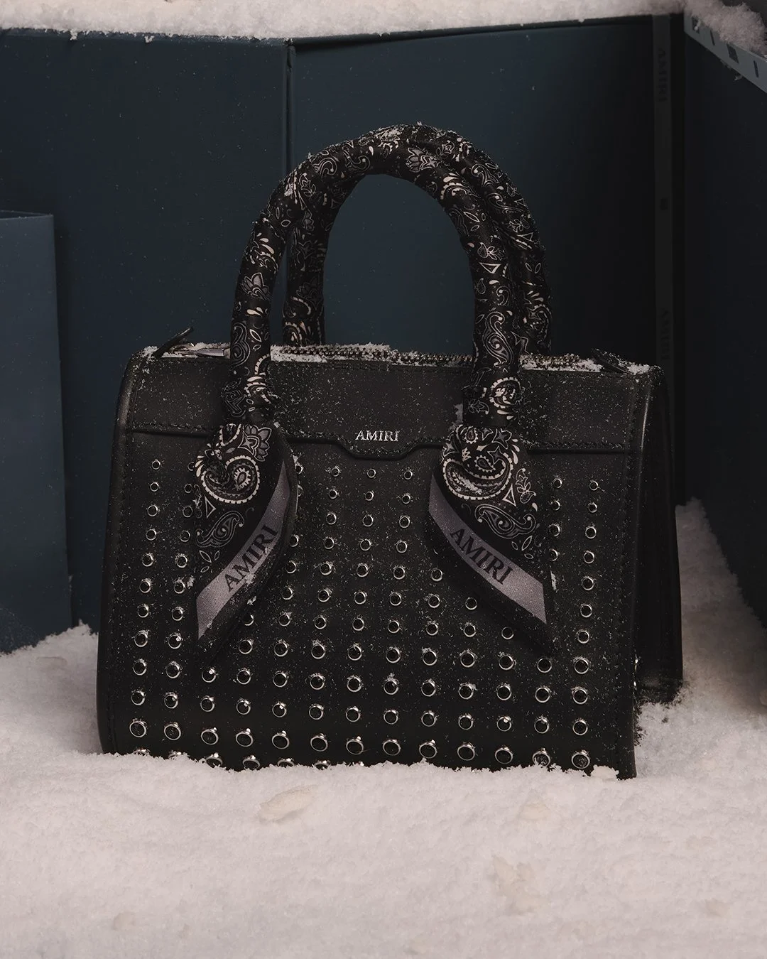 10.06.25 AMIRI HOLDAY_0195_4x5.jpg