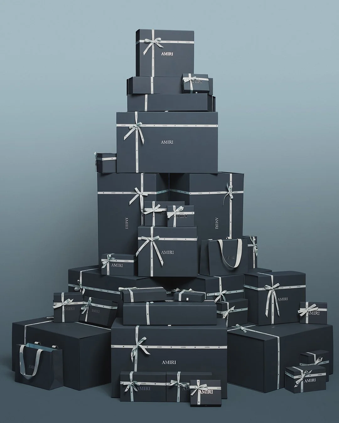 10.06.25 AMIRI HOLDAY_0083_4x5.jpg