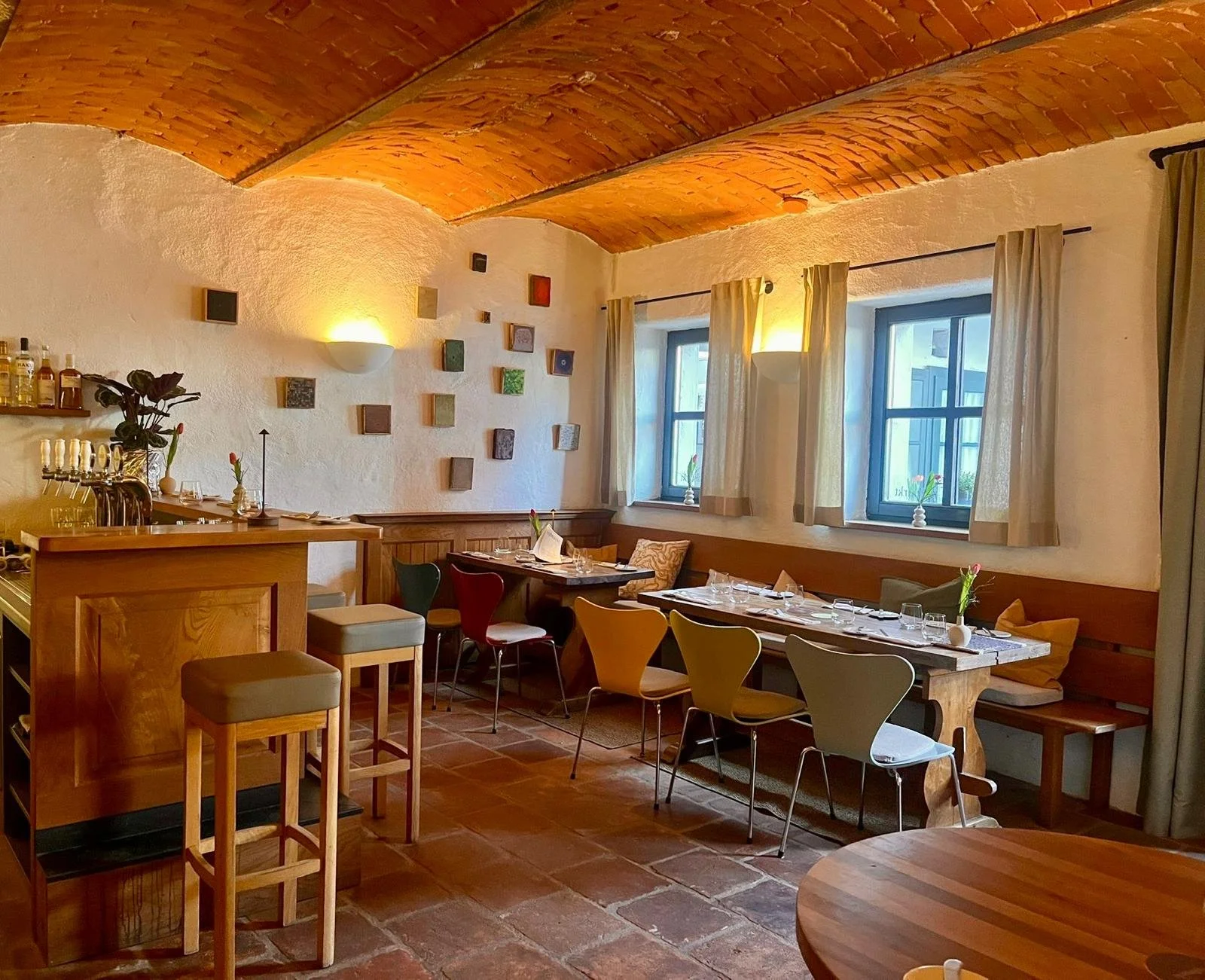 Kleiner gemütlicher Gastraum in den Wintermonaten