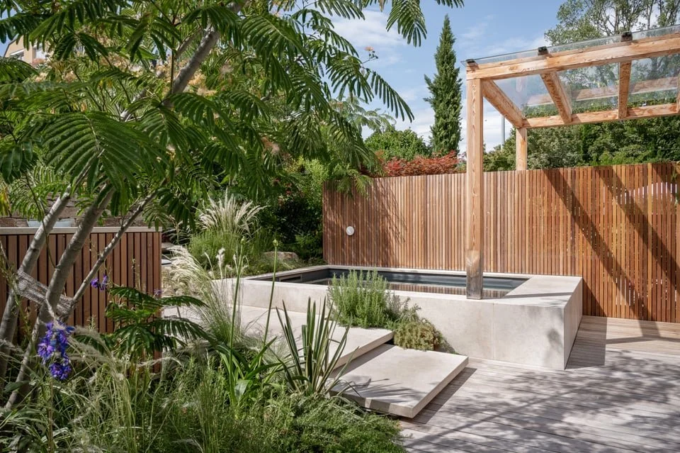 Kalkstein Kanfanar im Aussenbereich.