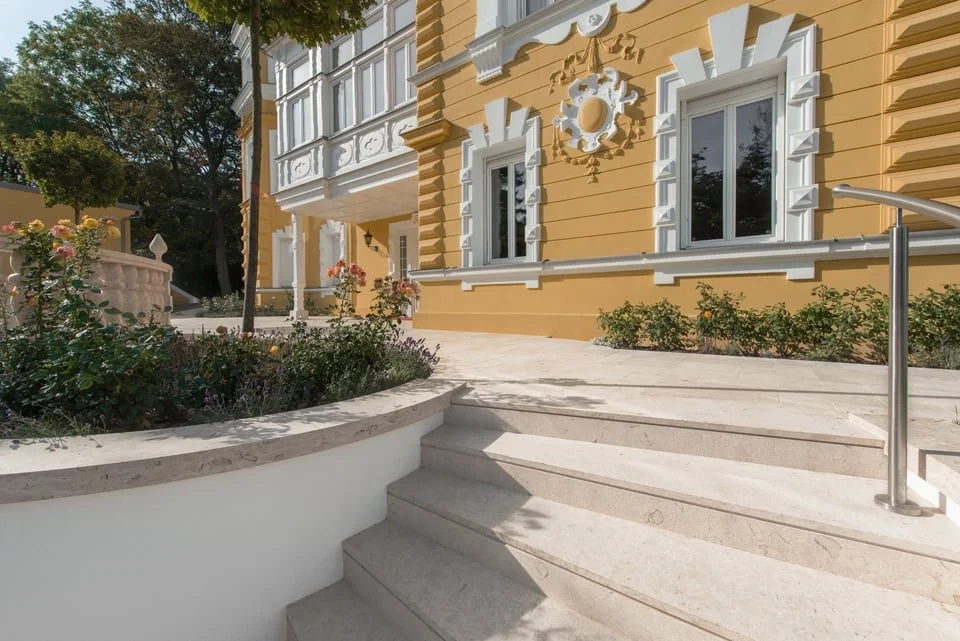 Stufenanlagen aus Kanfanar.