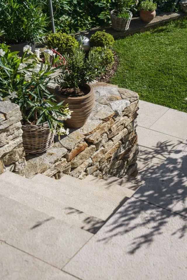 Stufenanlagen aus Kanfanar.