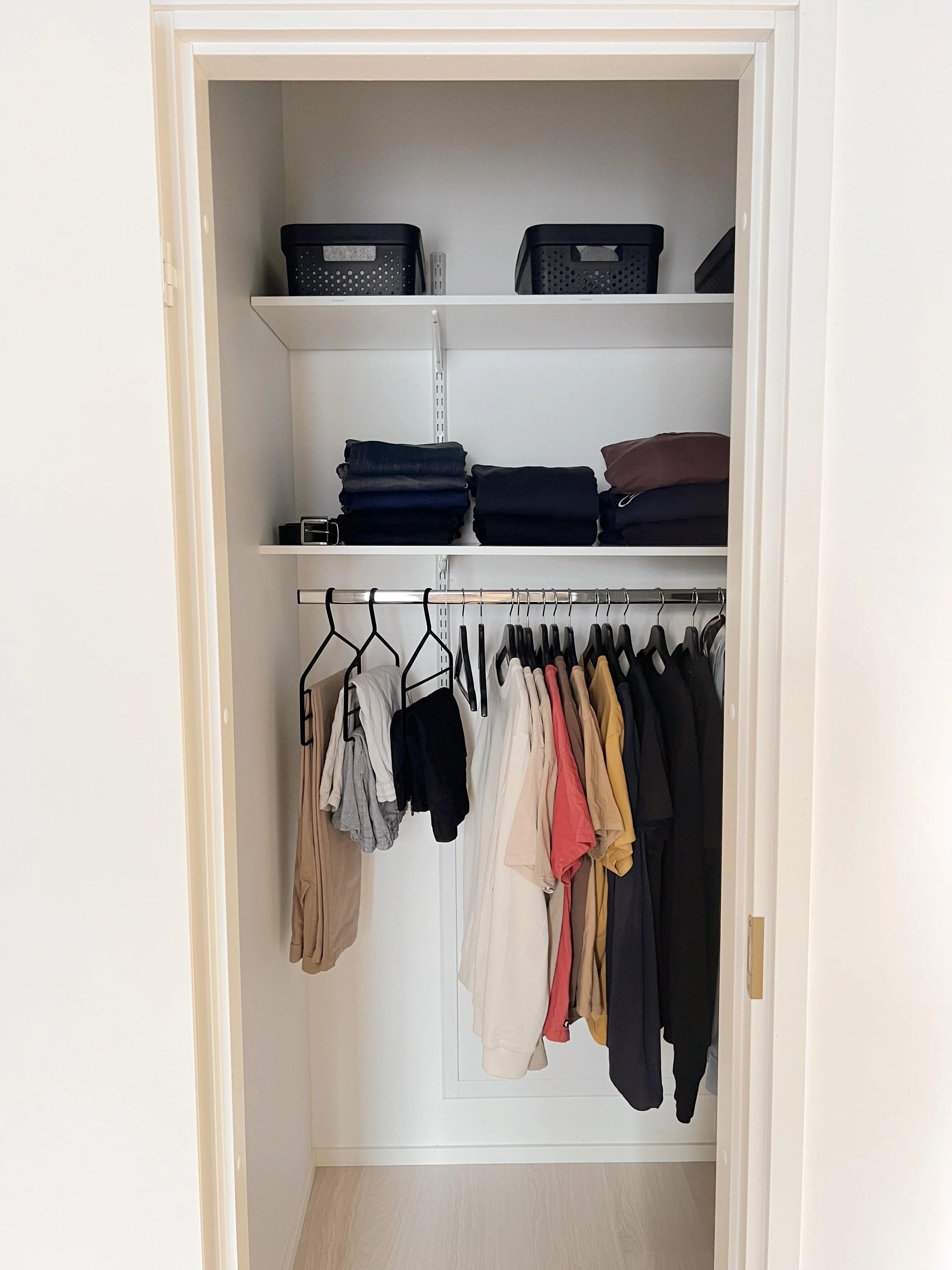 Vaatehuone, jossa järjestys jäi osaksi arkea