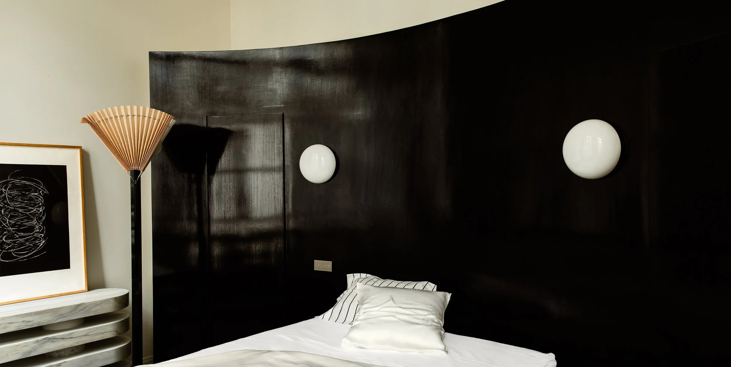 Art direction, art & design curation for a Joris Poggioli’s project — featured in AD Italia — Photography : Alice Mesguich