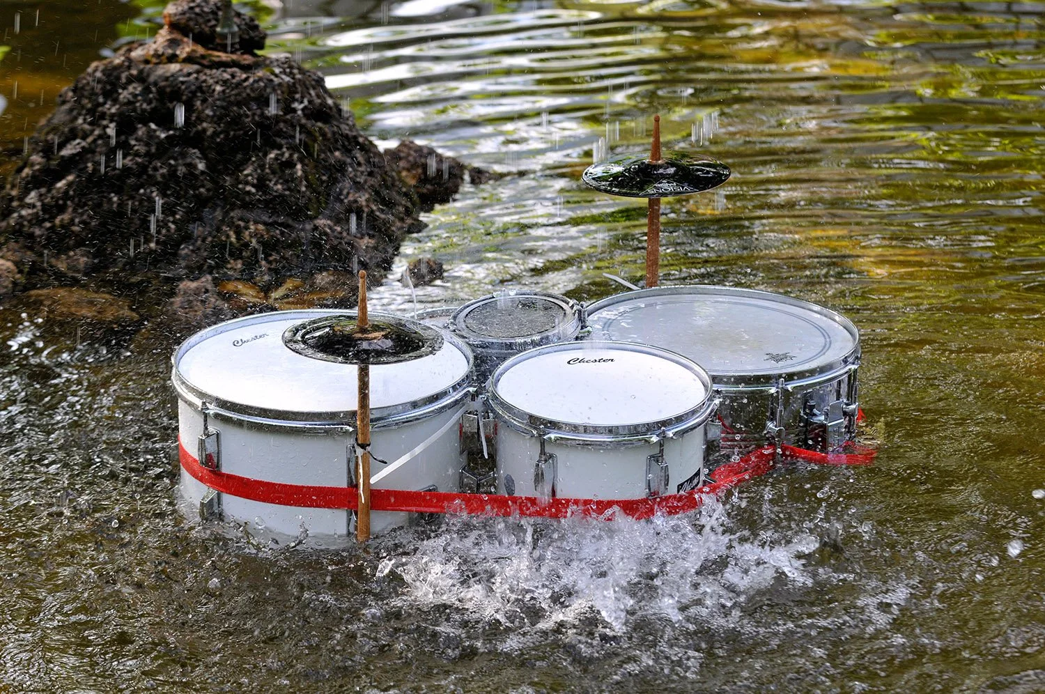 BEGEGNUNG. Ein Kunstprojekt beim Rosenhügel Chur, 2018. Peter Conradin Zumthor, «Wirbel», Klanginstallation. Bild: © Peter de Jong