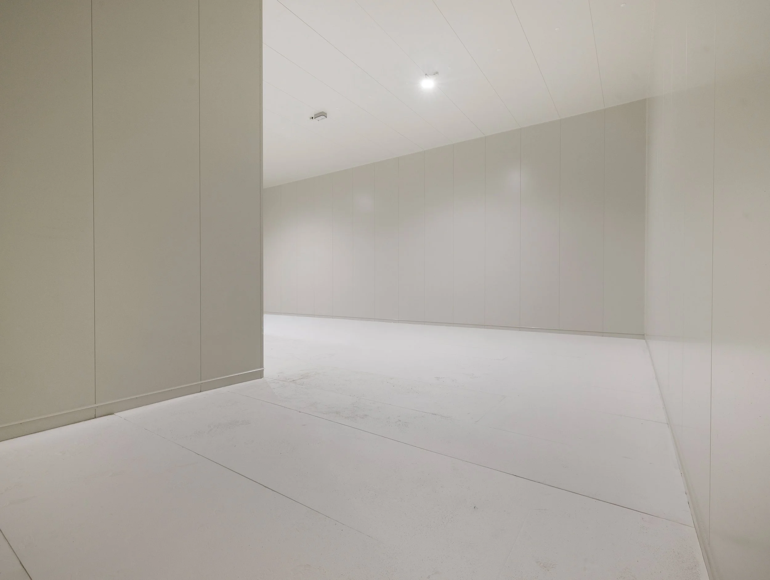 Brisbane City, Cold Room Installed by WYPI Building & Service at The Snack Food after panels are installed and walls created and shaped