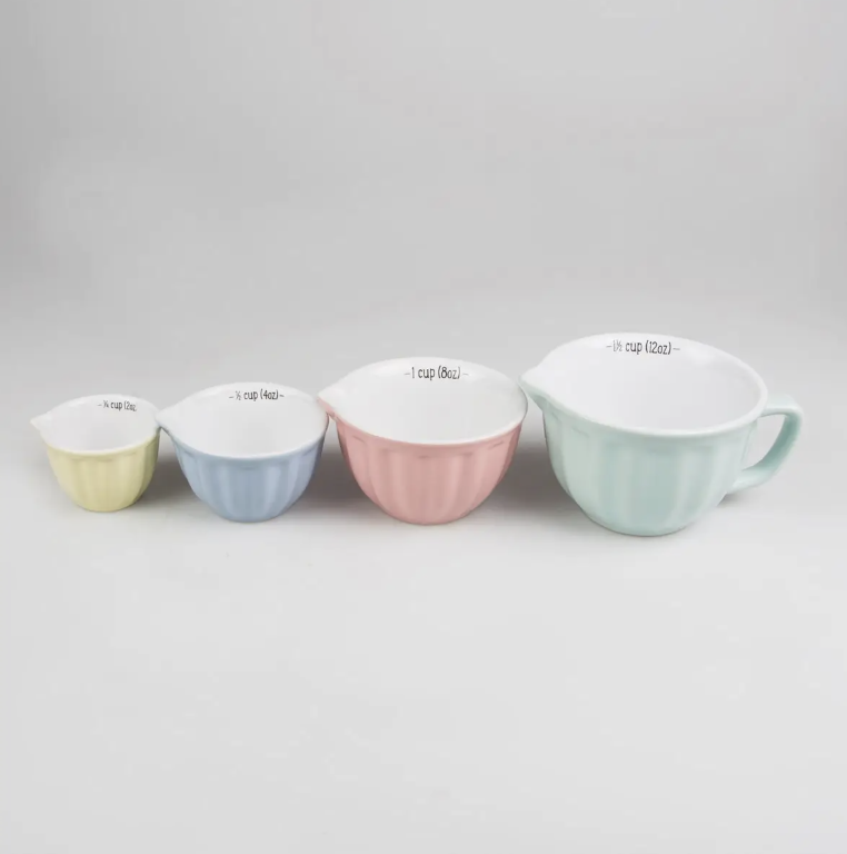 Retro Pastel Measuring Cups - Set of 4