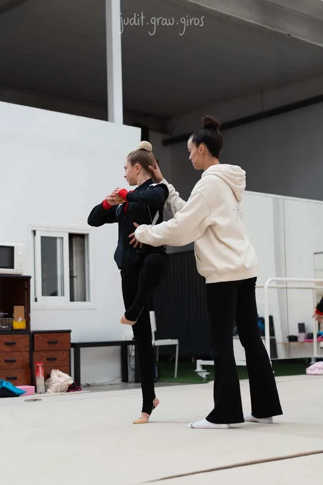 Masterclass de técnica de giros en gimnasia rítmica en Valencia