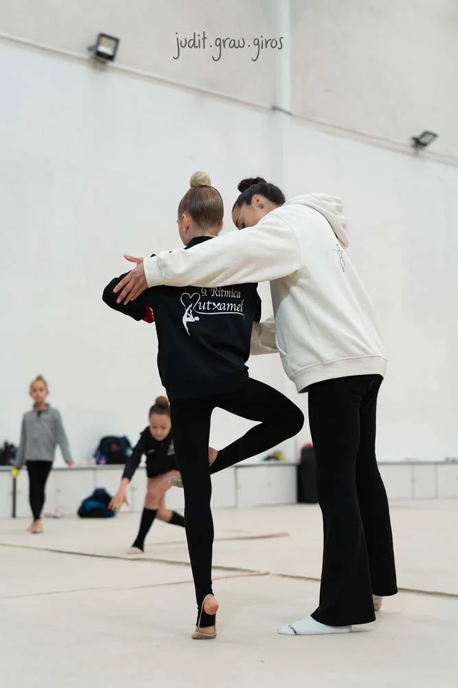 Masterclass de técnica de giros en gimnasia rítmica en Valencia