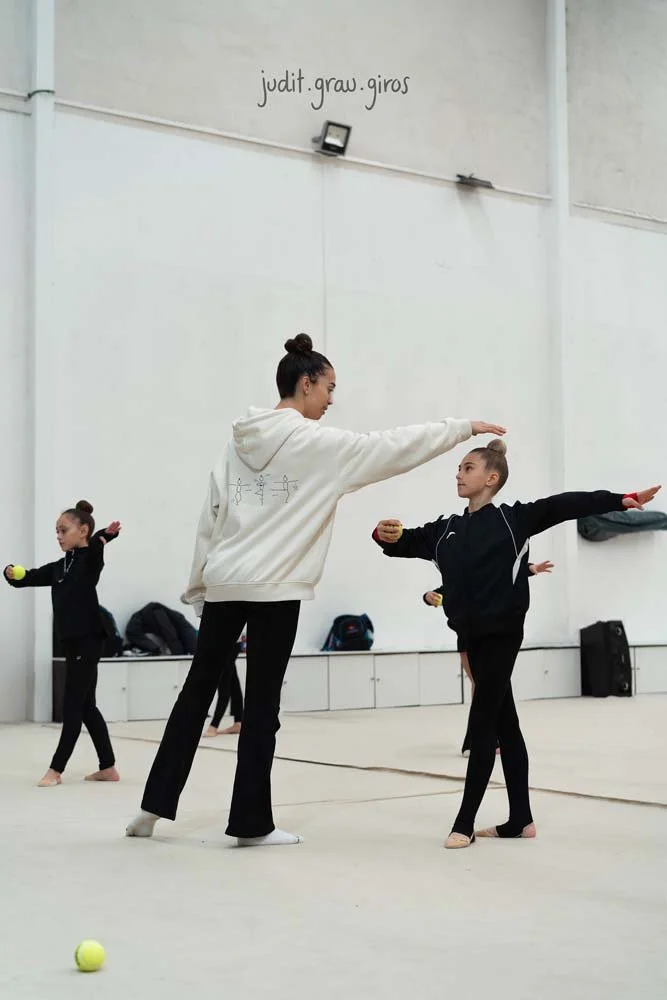 Masterclass de técnica de giros en gimnasia rítmica en Valencia