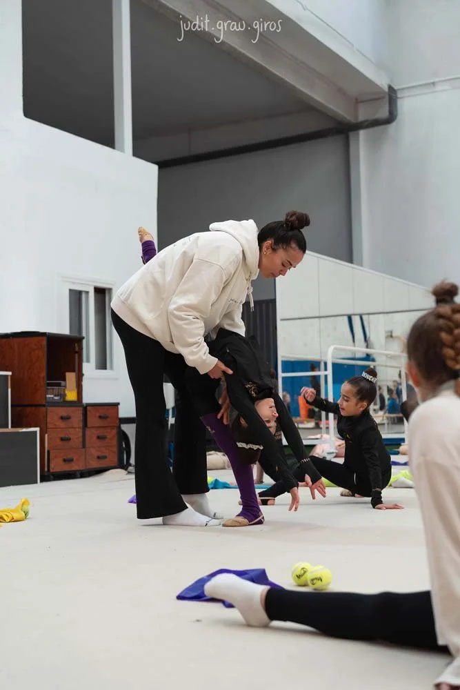 Masterclass de técnica de giros en gimnasia rítmica en Valencia