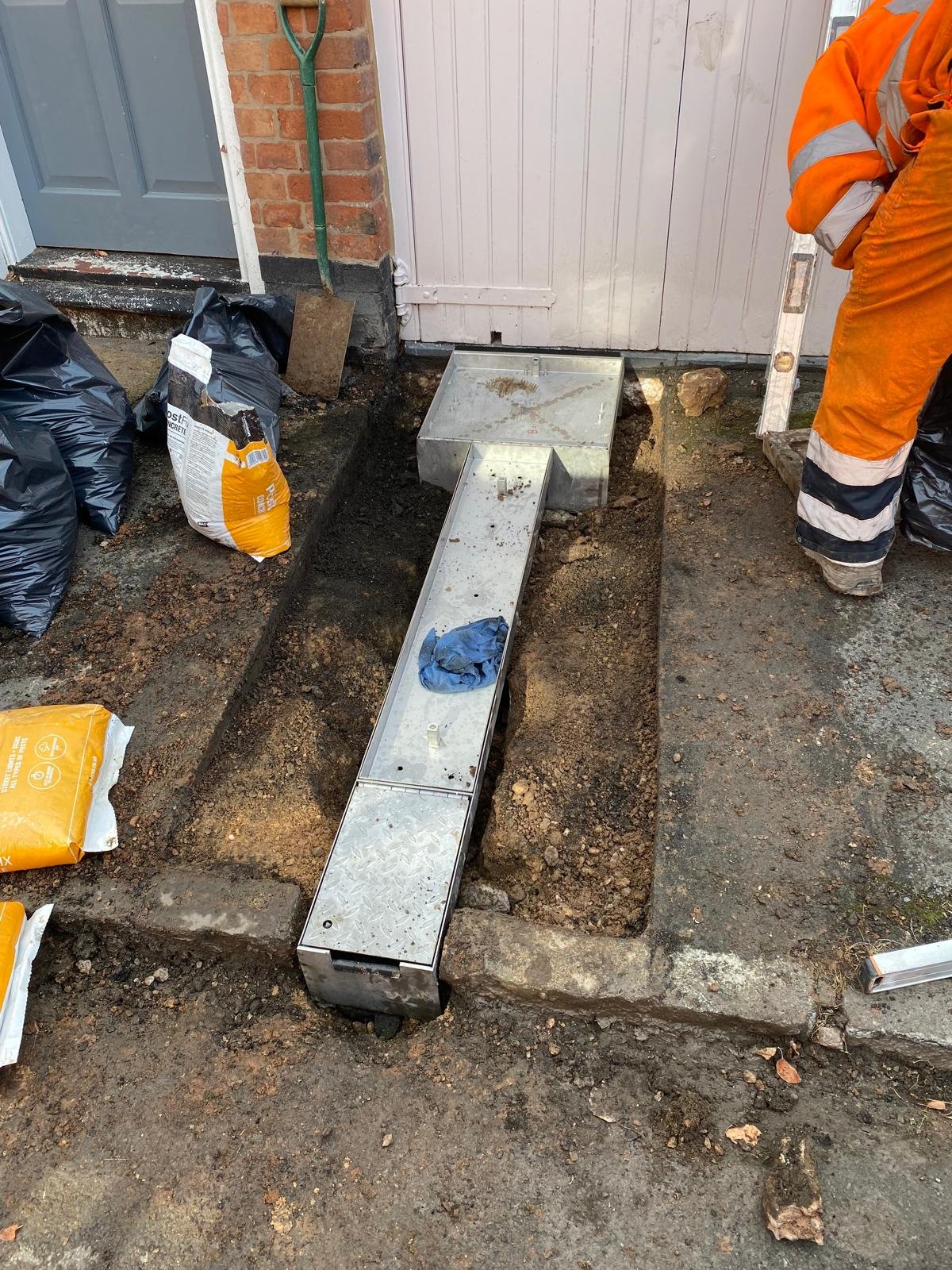 WhatsApp Image 2025-12-10 at 13.12.22.jpeg