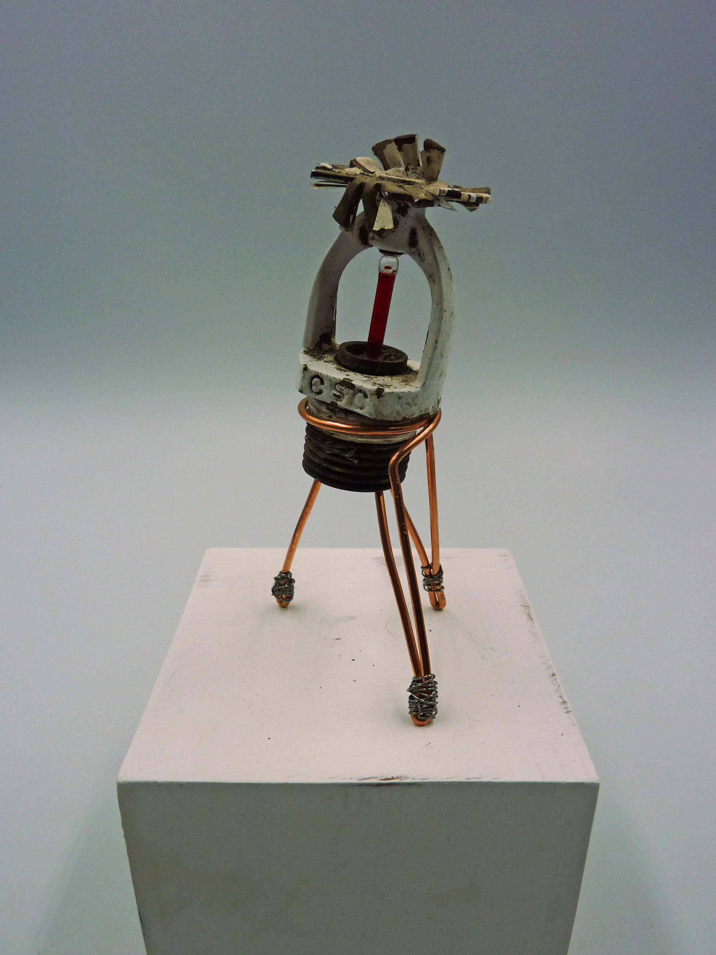 New Work VII, wire, found objects, 15 x 10 x 10cm