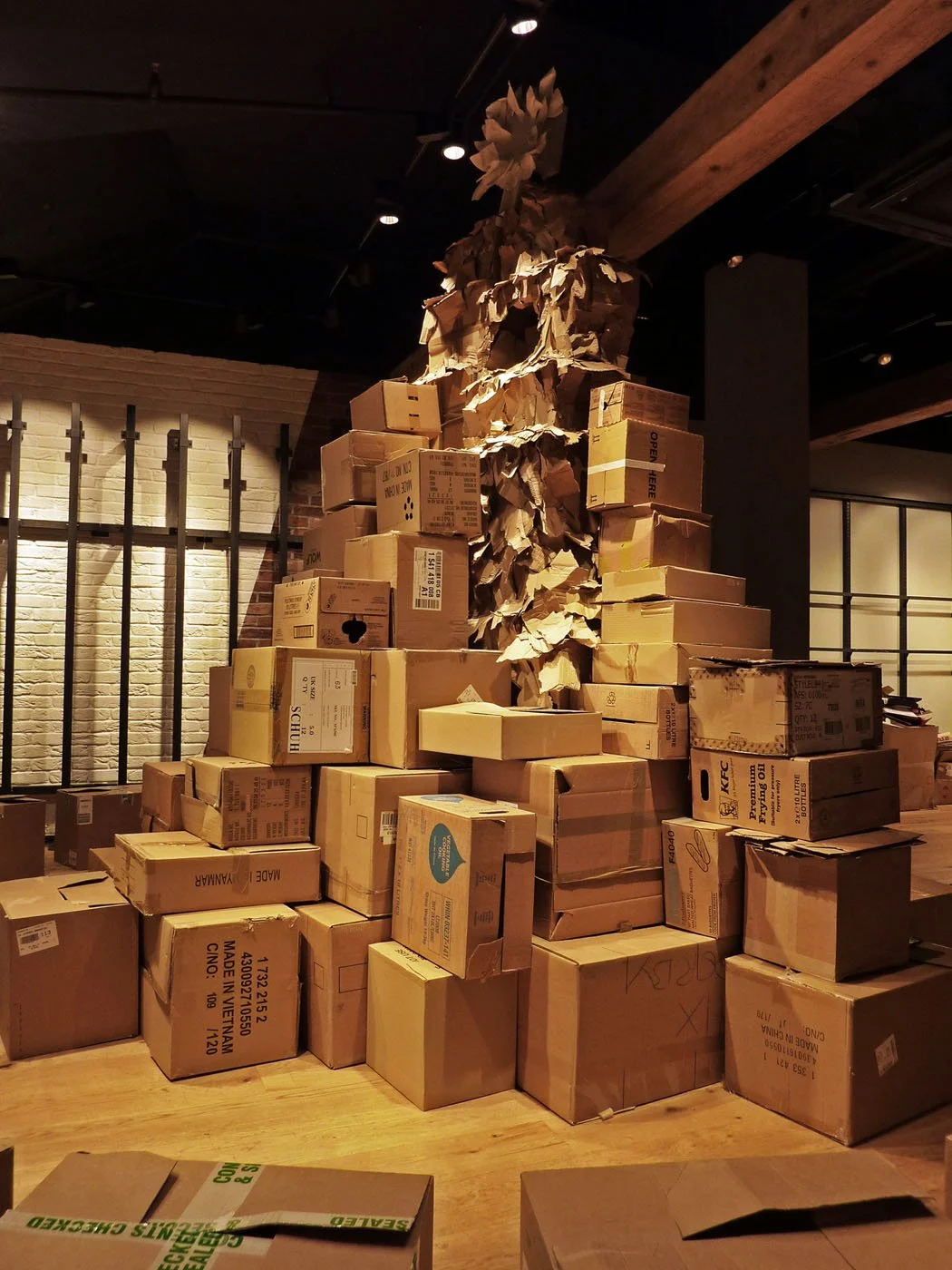 Parnassus II, cardboard, found objects, 350 x 350 x 350cm