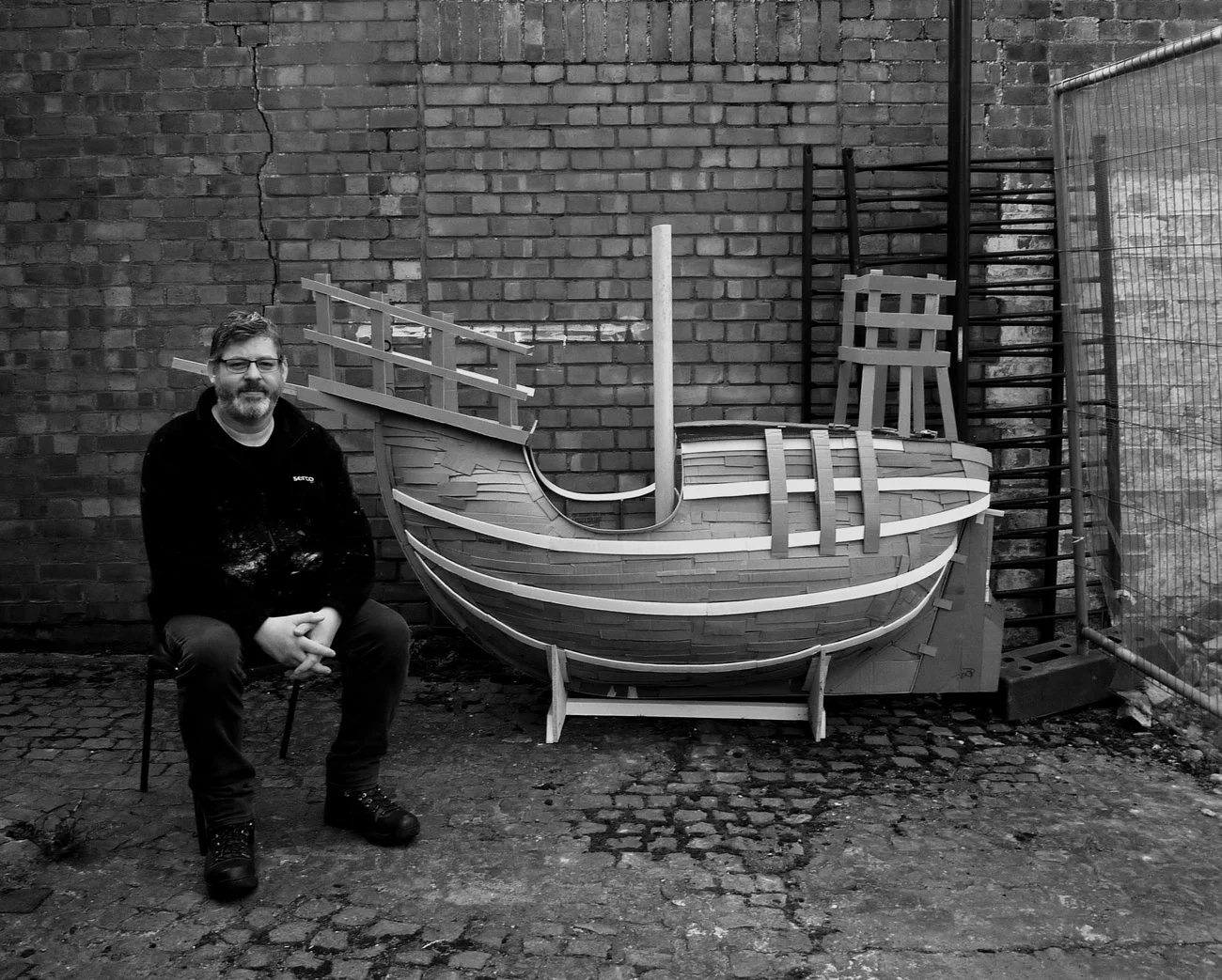 Votive II, wood, cardboard, 150 x 200 x 85cm