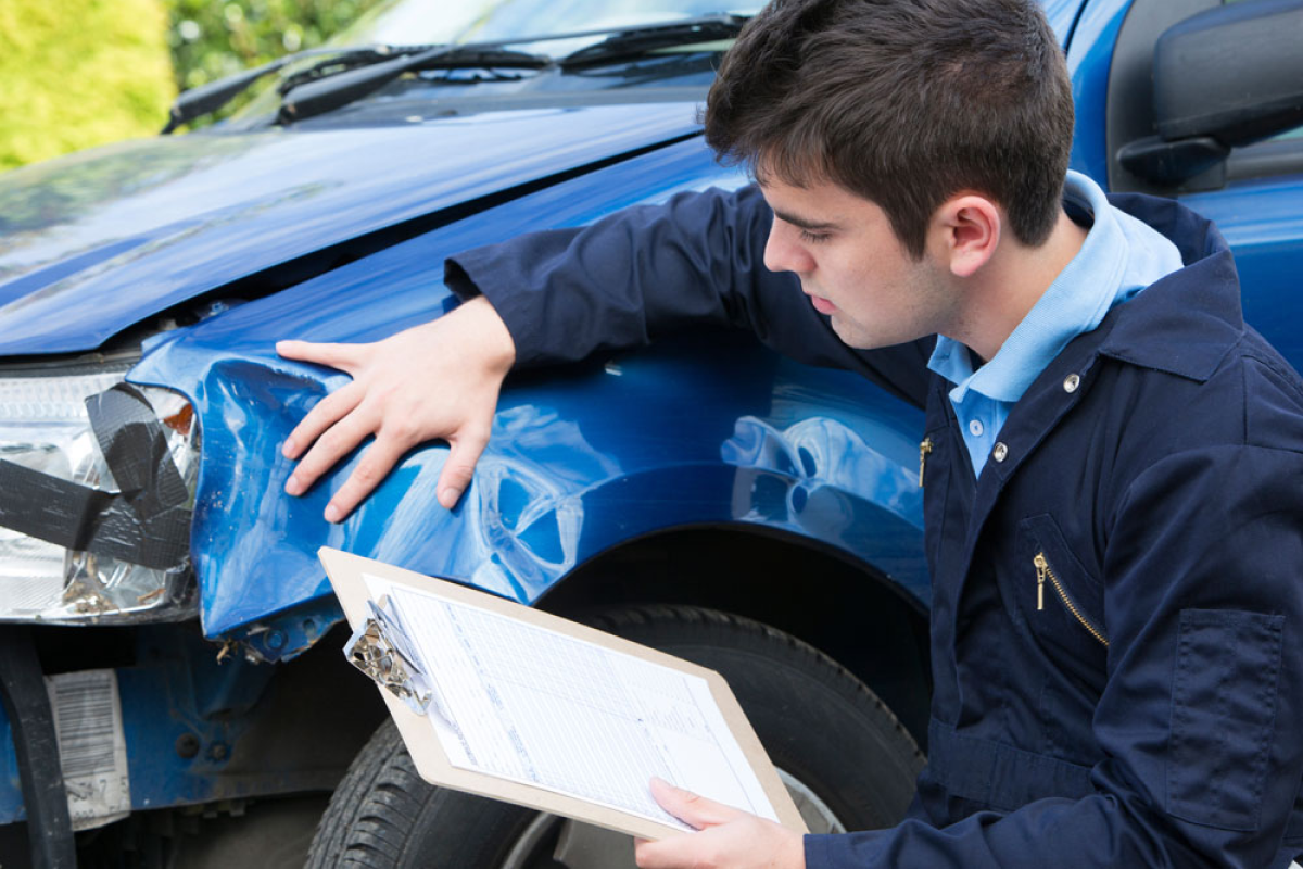 How Insurance Claims Work for Auto Body Repairs in Texas