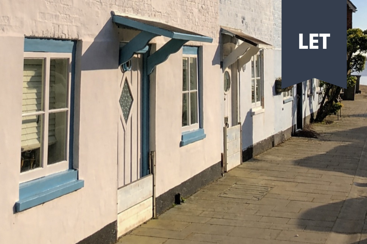  

   
    Langstone High Street, Havant
   

   
    2 Bed House To Let
   

   
  
   

 