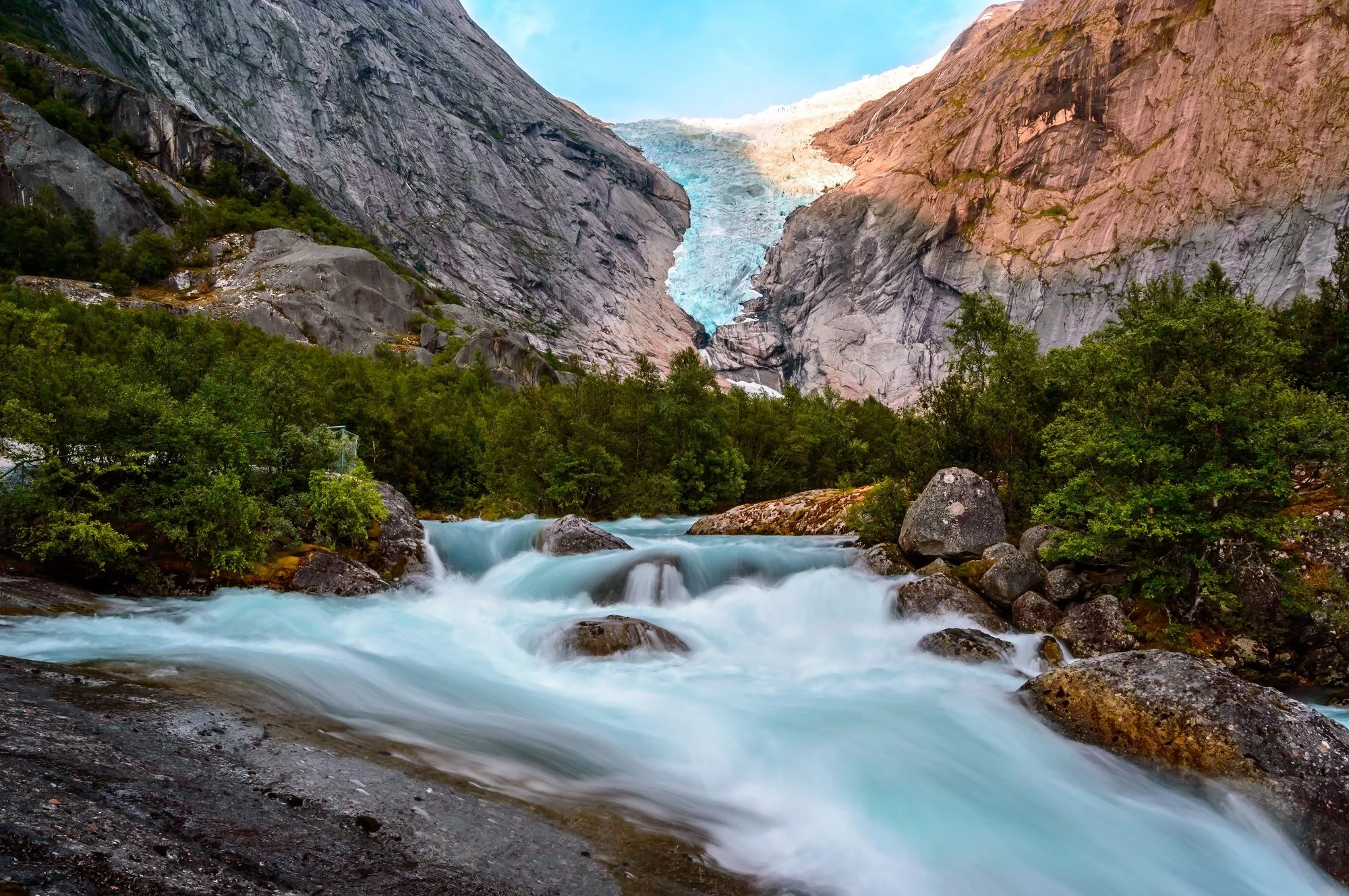 Briksdalsbreen.jpg