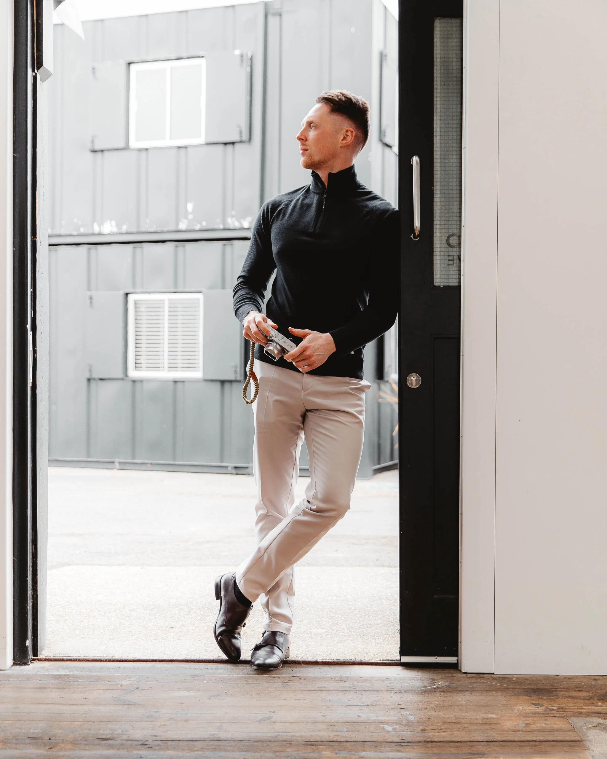 641dbbe16f7084f2f96f4641_TOJ Studio Web-3.jpg