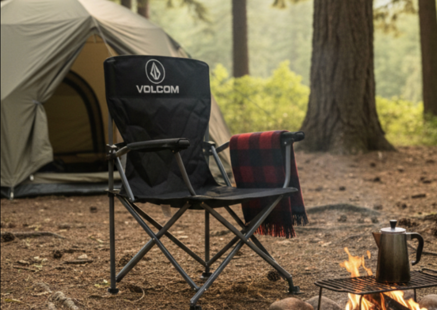 Chaise de camping personnalisée avec logo : le goodie outdoor qui s'affiche partout