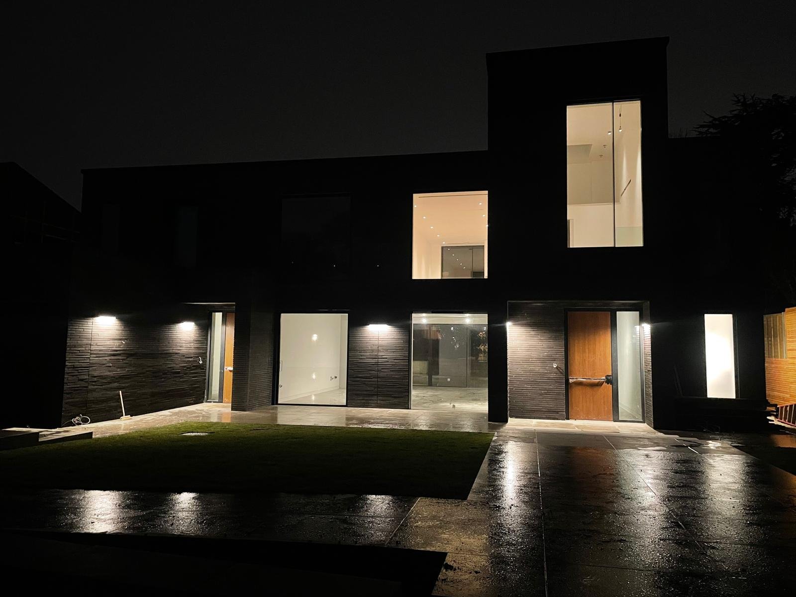 WhatsApp Image 2025-12-23 at 19.50.41 (1).jpeg