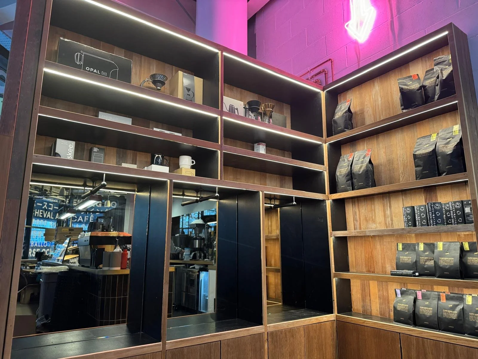 WhatsApp Image 2025-12-18 at 22.02.43 (2).jpeg