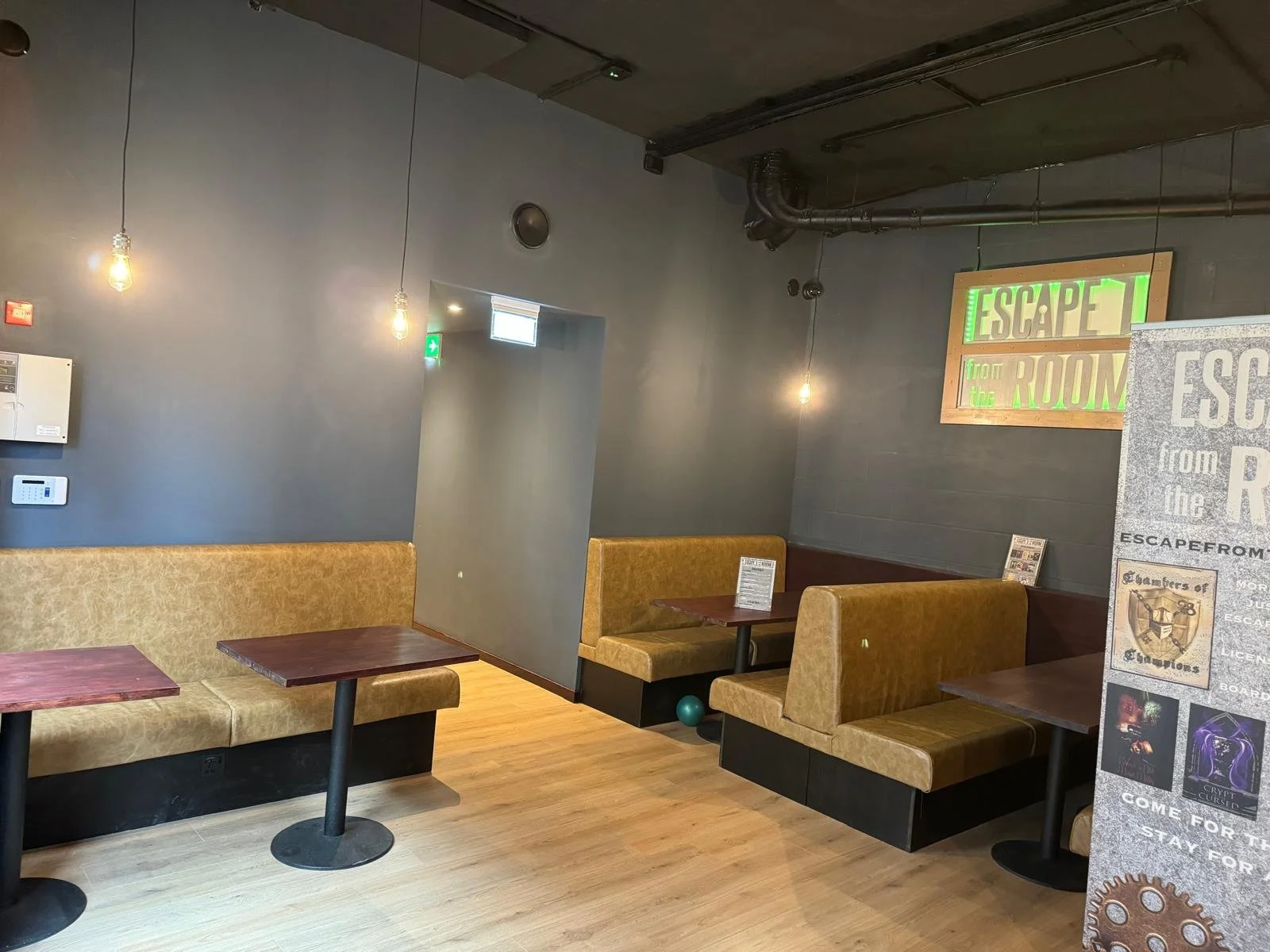 WhatsApp Image 2025-12-23 at 19.51.47 (4).jpeg