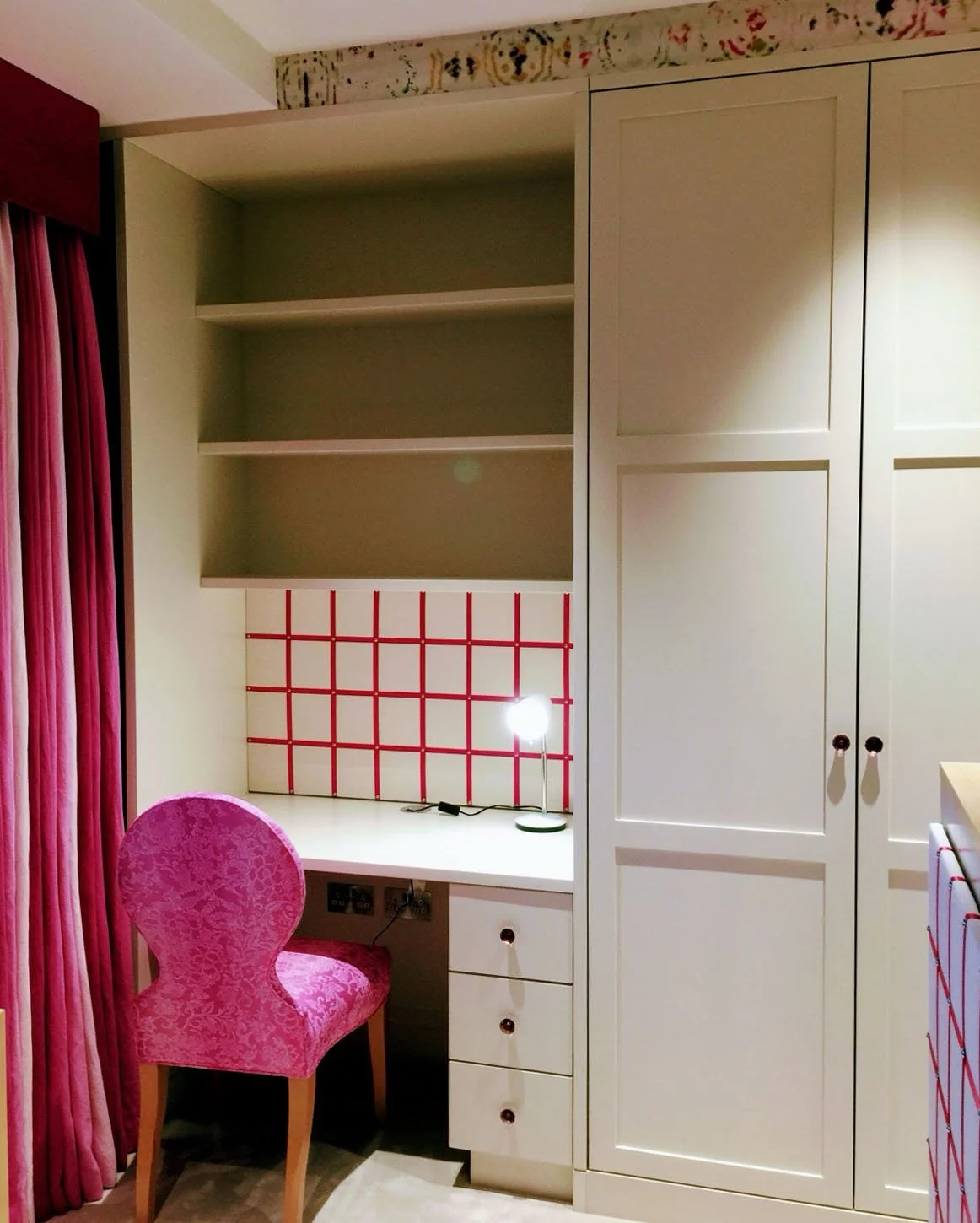 robert_mooney_furniture_wardrobe_13.jpg