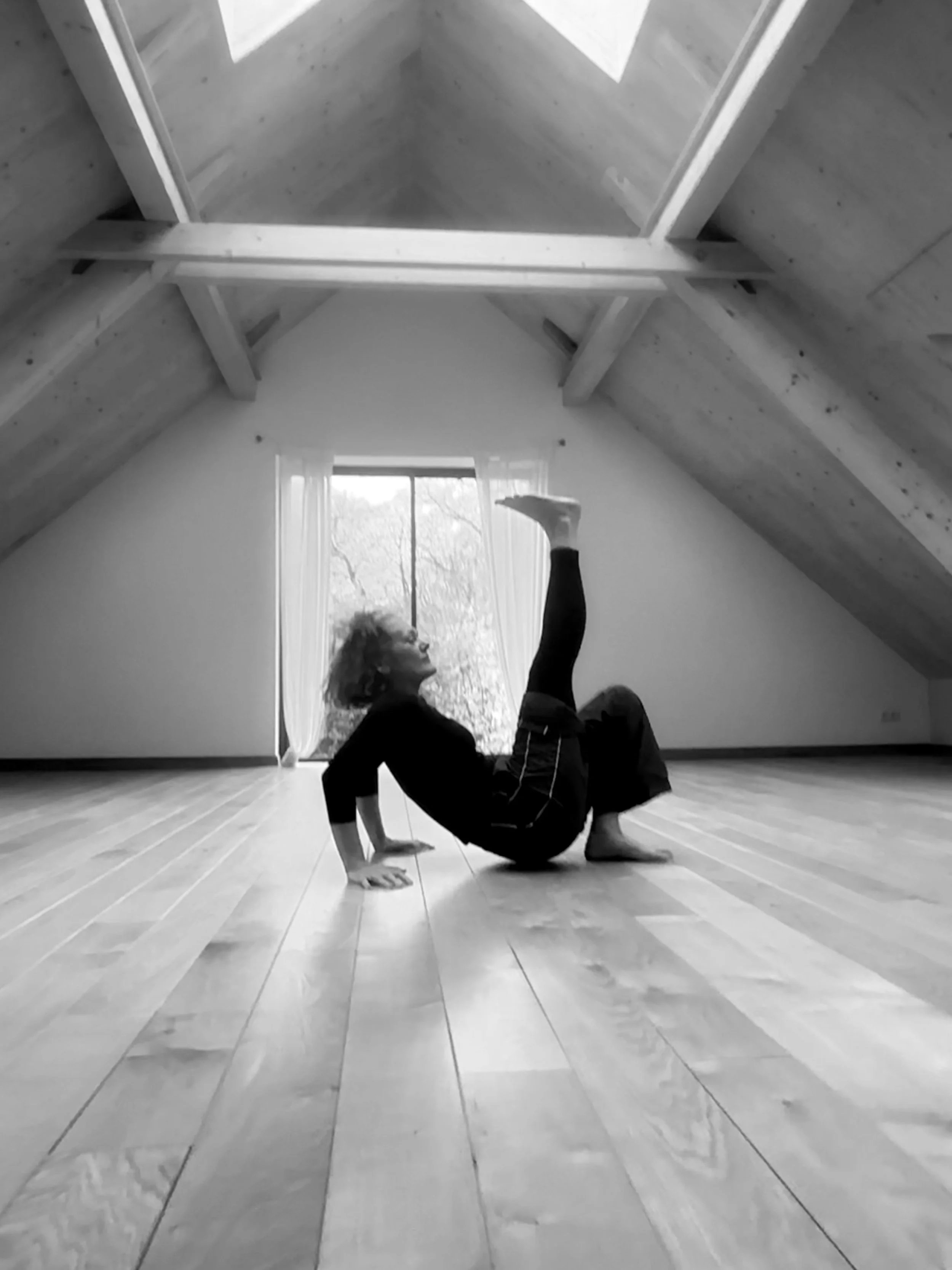 Nora Holtmeyer tanzt