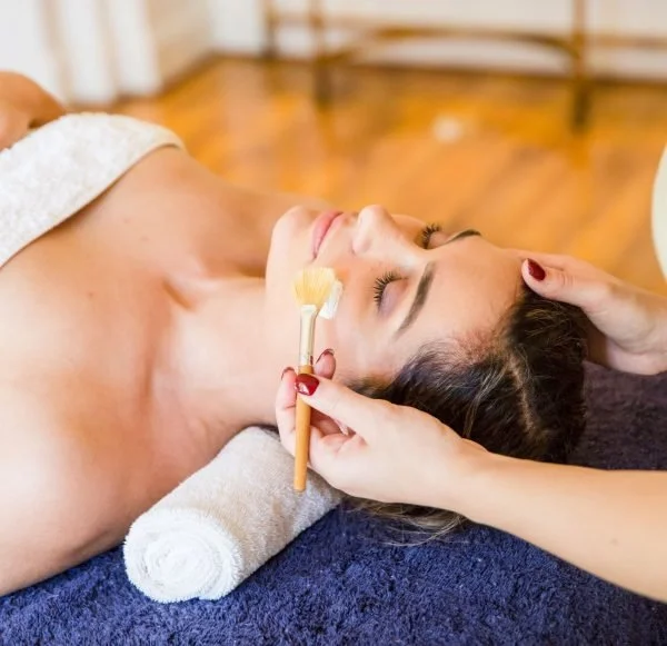 FACIALS AT BROOKLEIGH BEAUTY AND SPA // 

A moment to pause, reset and care for your skin in a way that feels both gentle and effective. At Brookleigh Beauty &amp; Spa, our Hydradermie Facial is recognised internationally for its advanced approach to