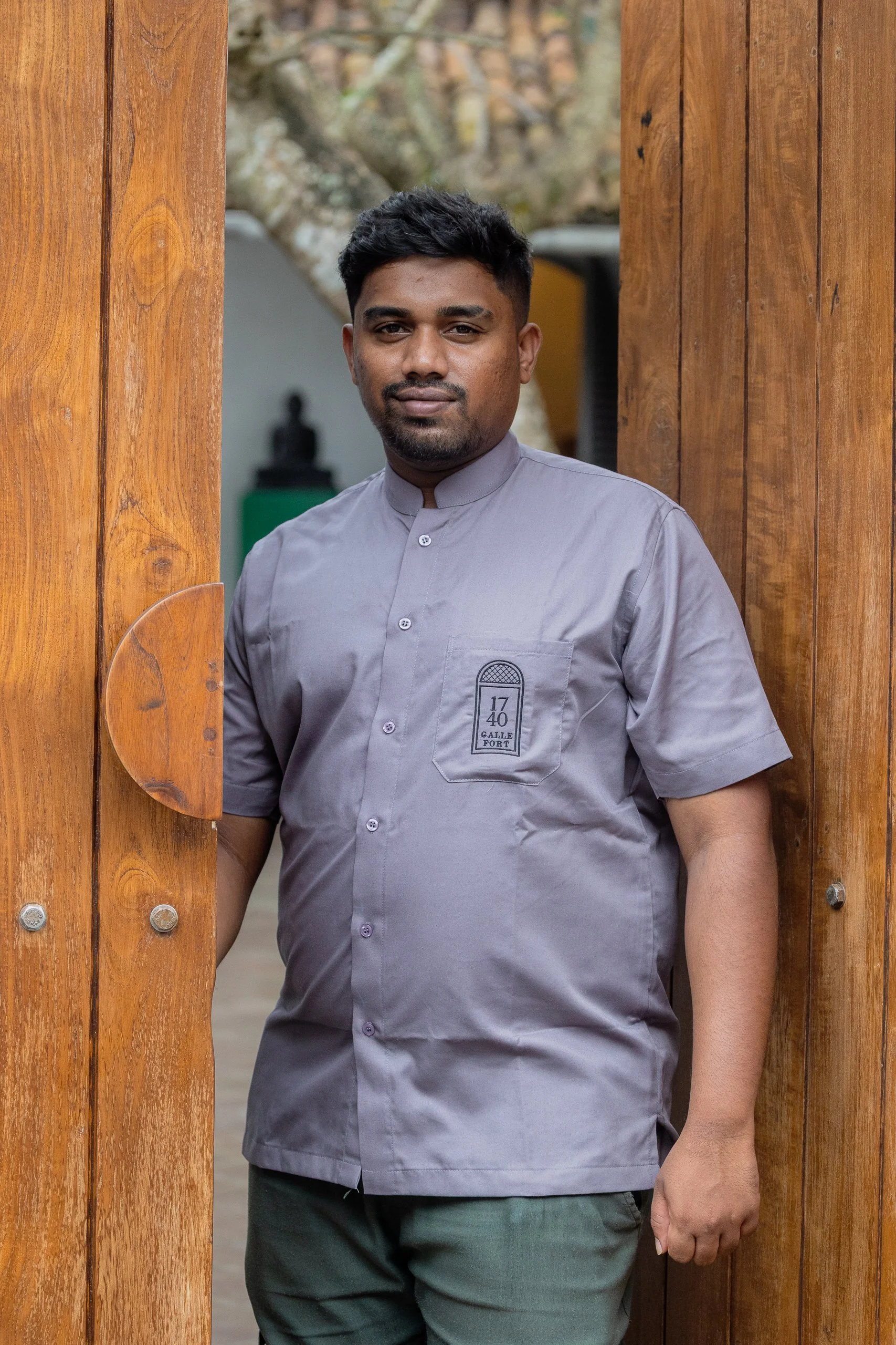 uniformed villa staff villa 1740 Pedlar Street Galle Fort